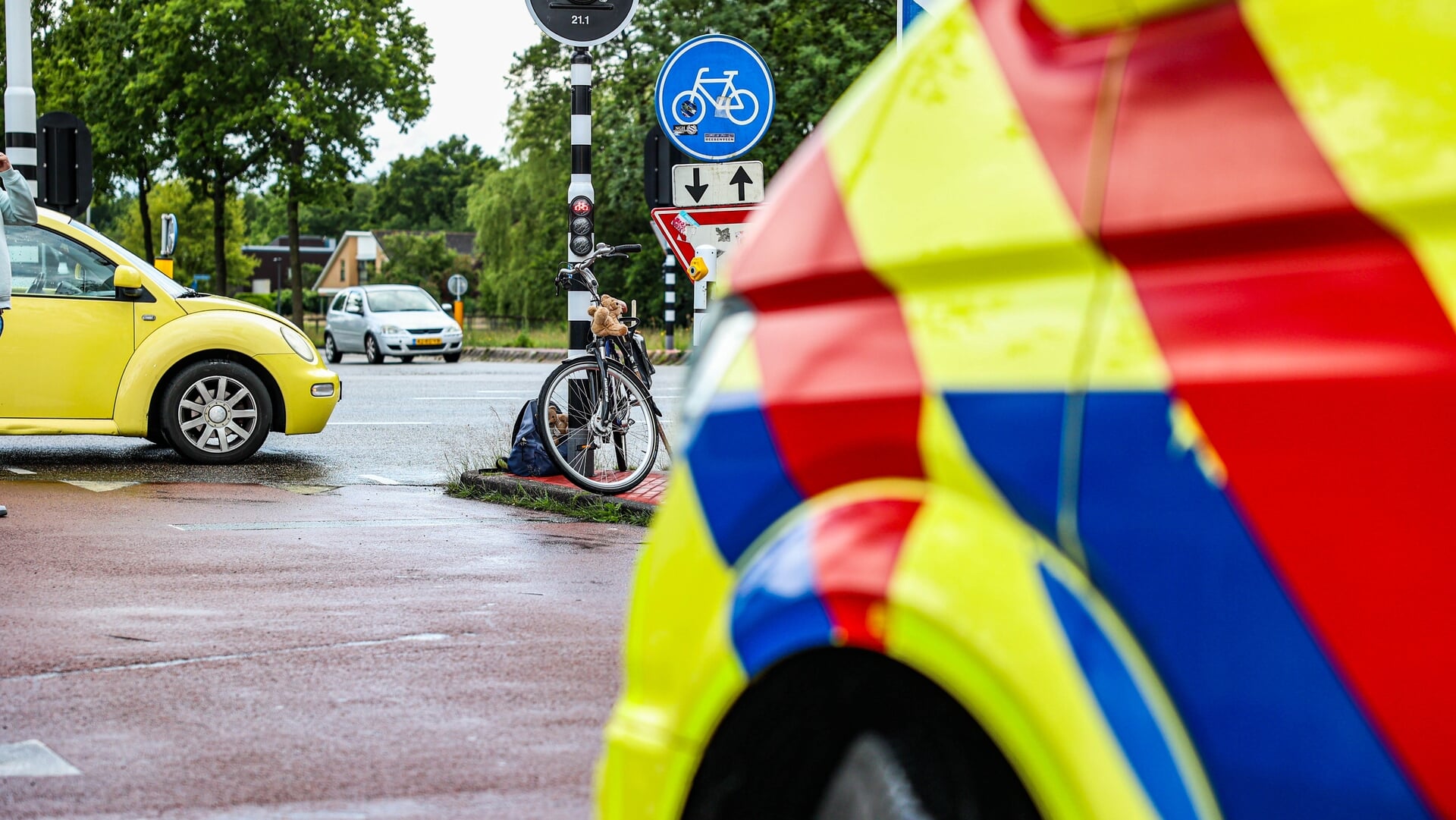 Botsing tussen auto en fietser in Heerenveen