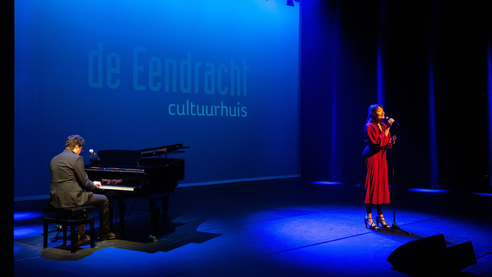 Voorproefje nieuw theaterseizoen in vernieuwde theaterzaal De Eendracht Gemert: ‘Cultuur is ader van