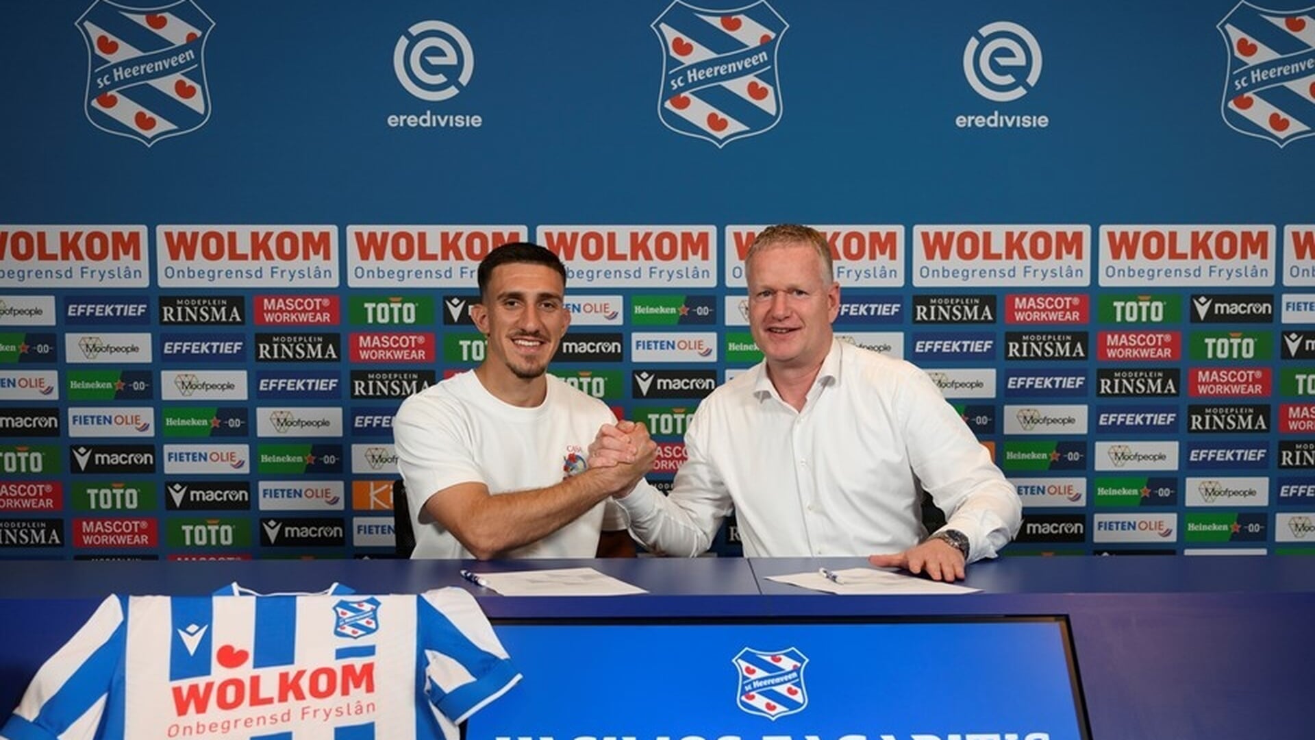 Linksback Vasilios Zagaritis tekent bij sc Heerenveen