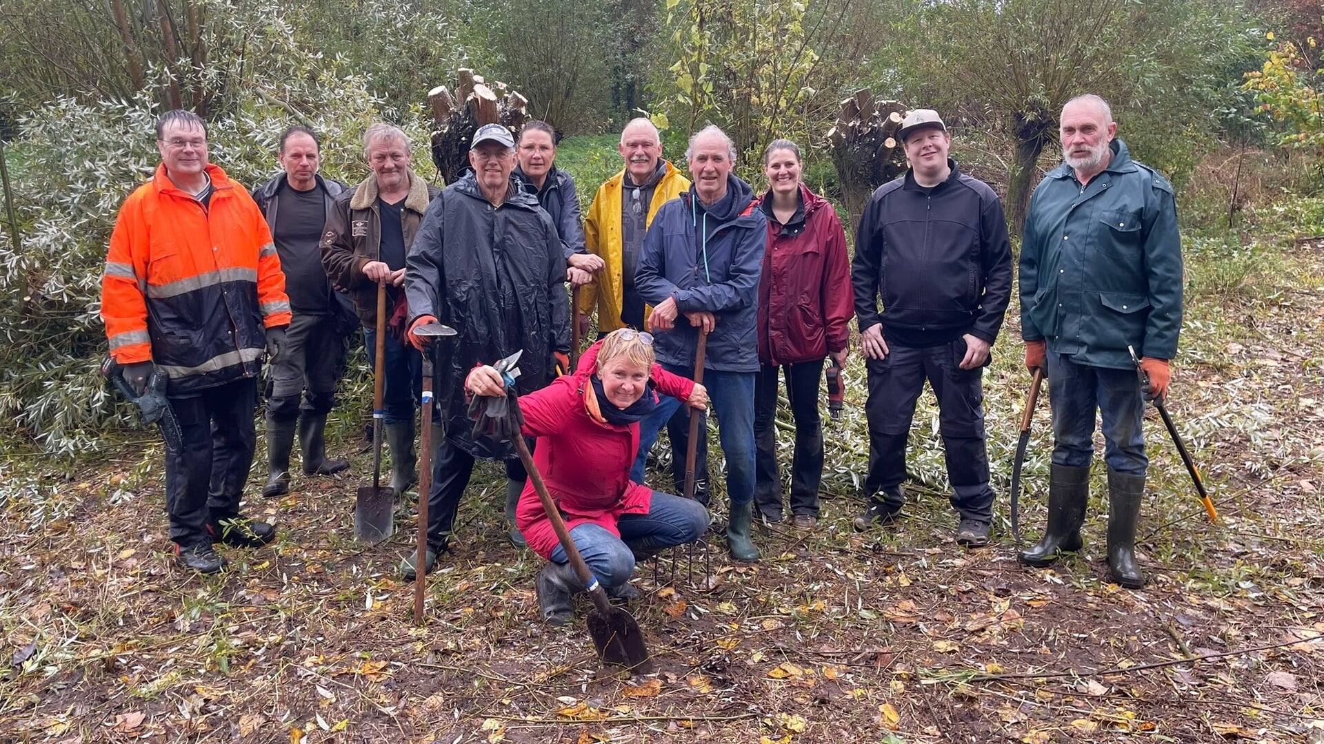 Hulp aan Jeugdnatuurwacht bij opschonen adoptieterrein