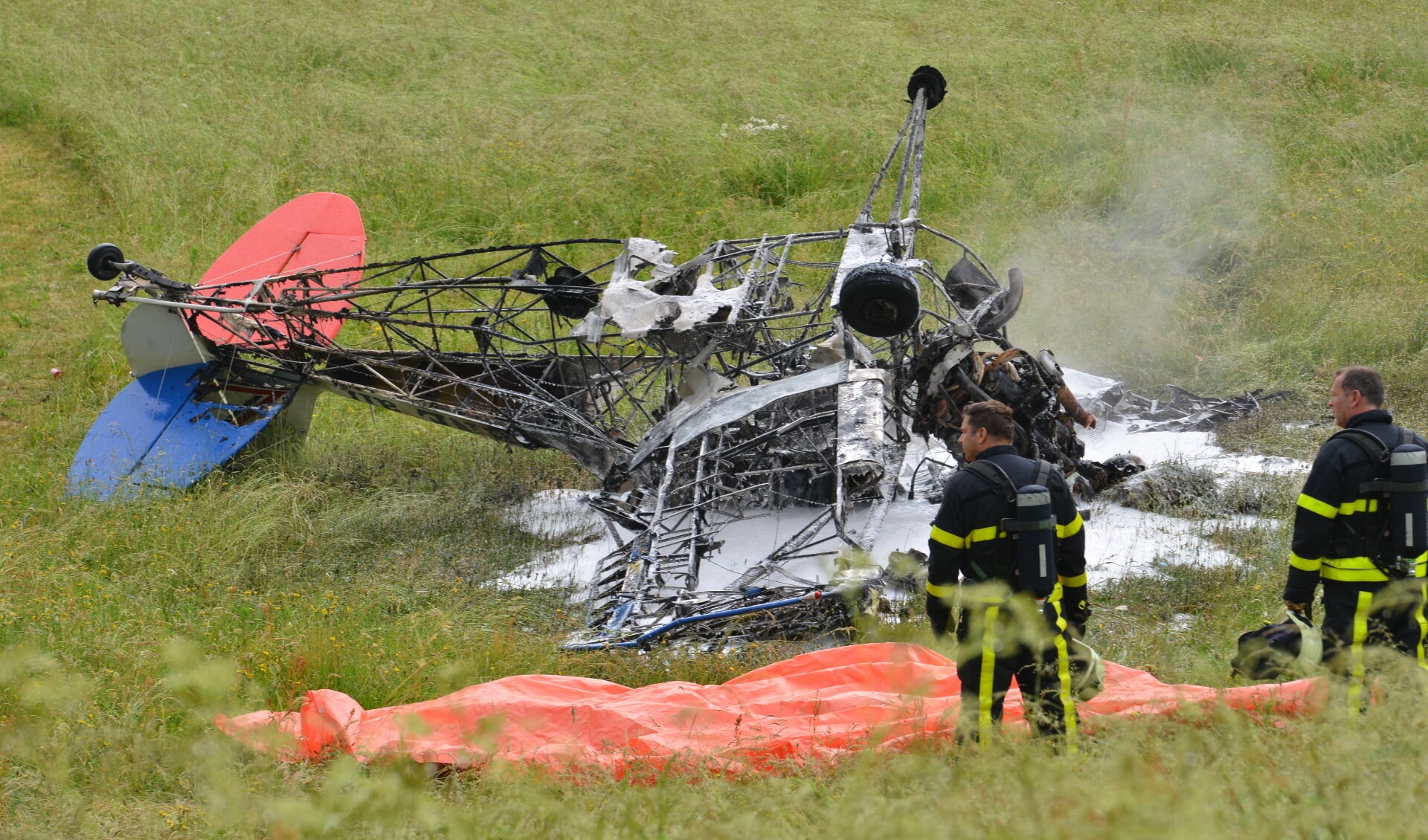 Piloot Komt Om Bij Vliegtuigcrash Breda International Airport ...