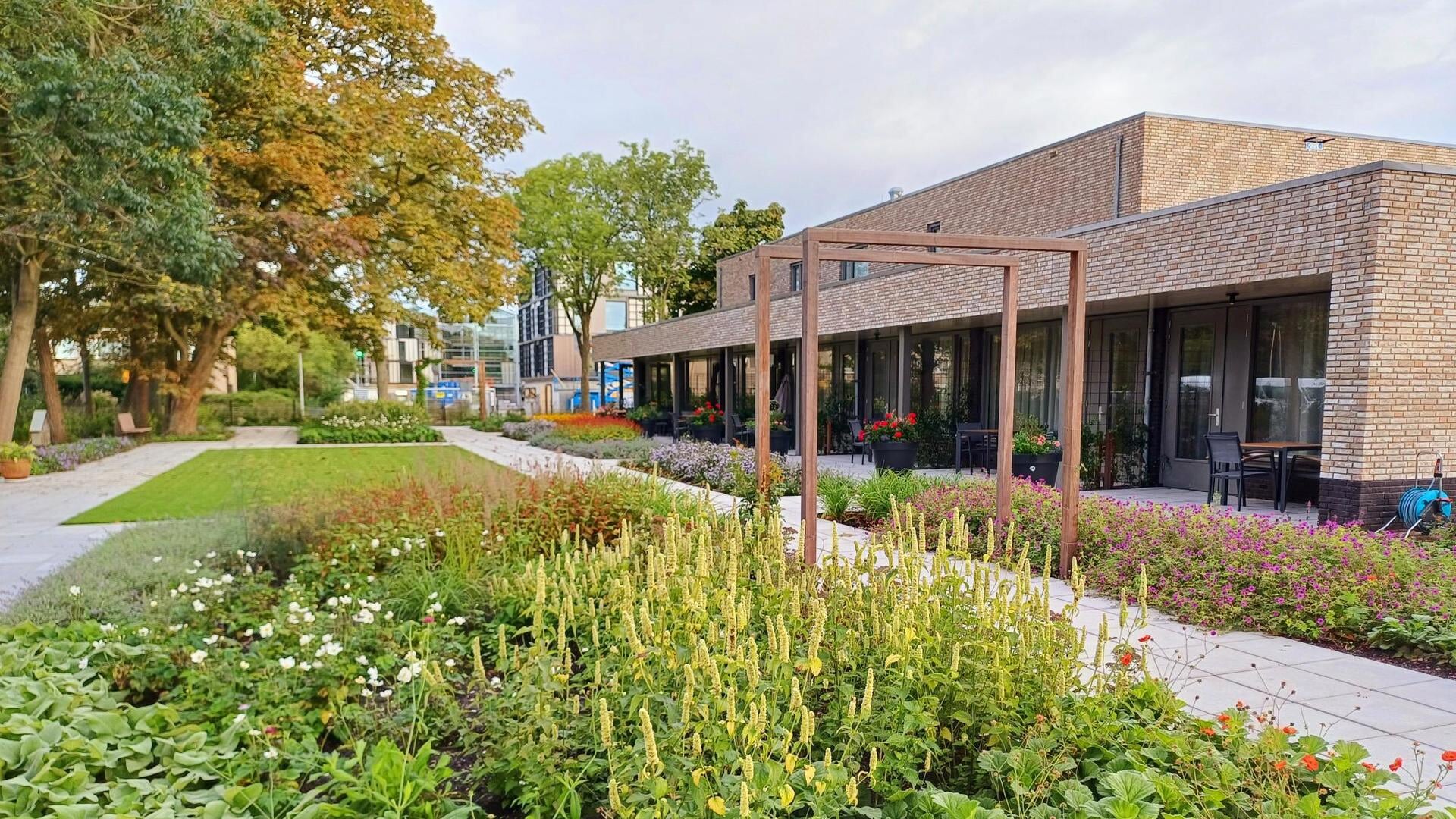 Geluidswal zorgt voor rust in hospice De Mare