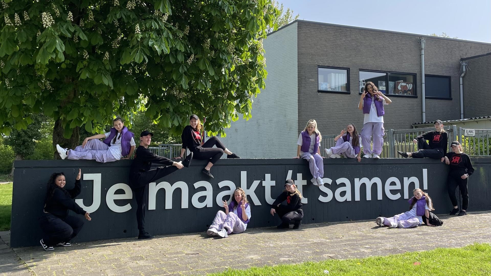 Ohana dansers kijken ernaar uit om te schitteren in de nu al uitverkochte eindshow!