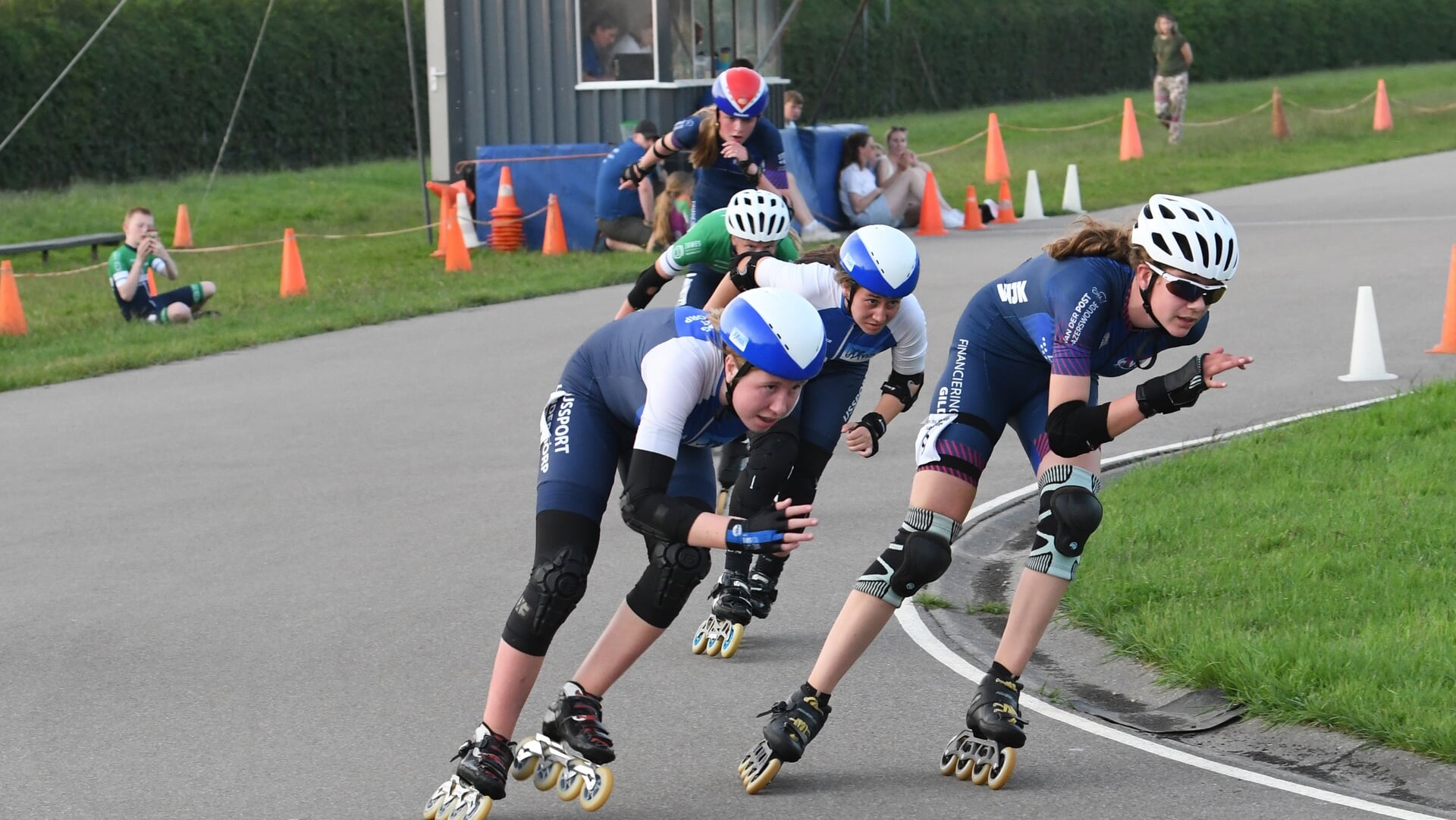 IJssport Leiderdorp oogst succes op eigen skeelerbaan