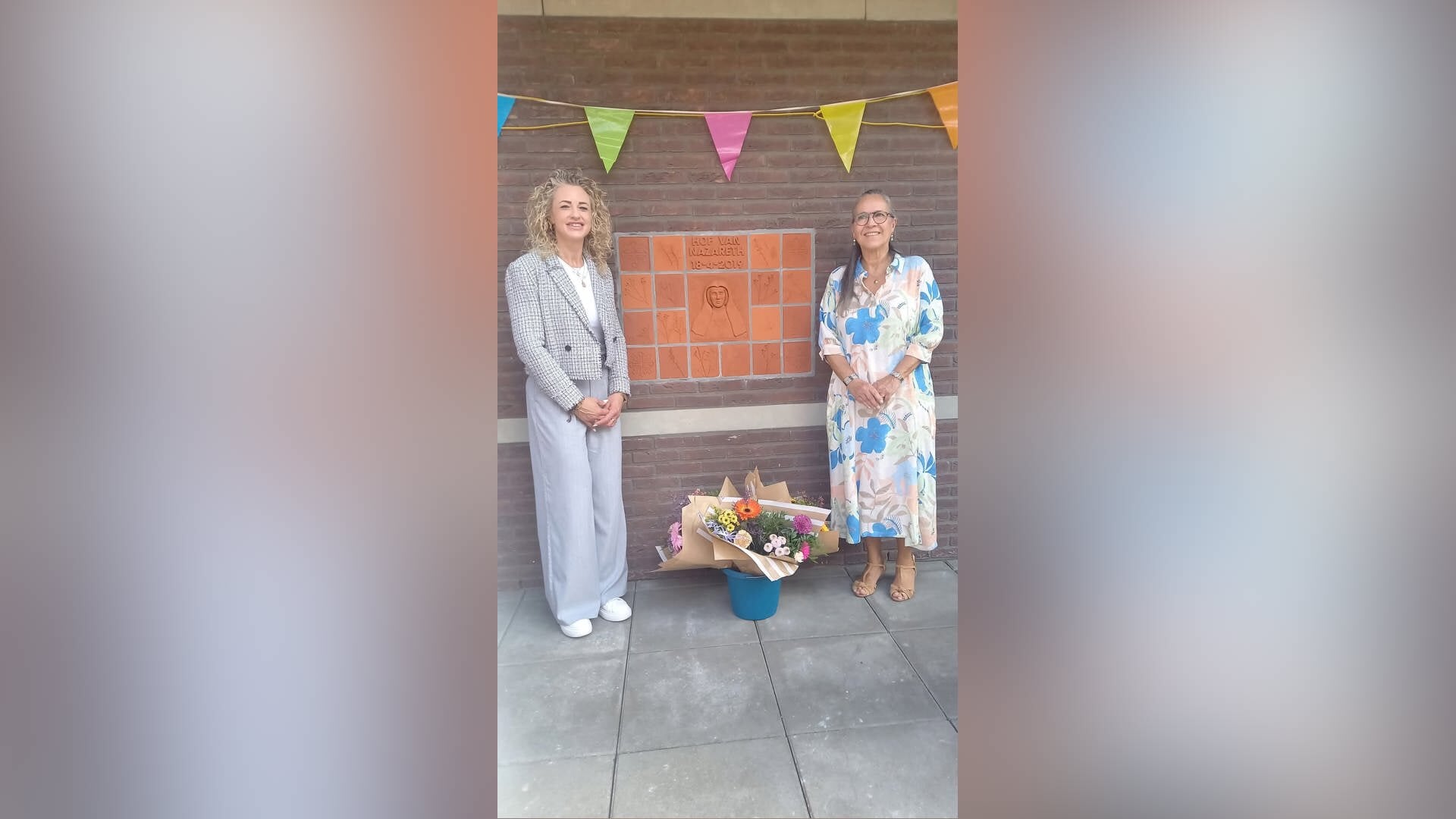 Onthulling gedenksteen Hof van Nazareth Gemert