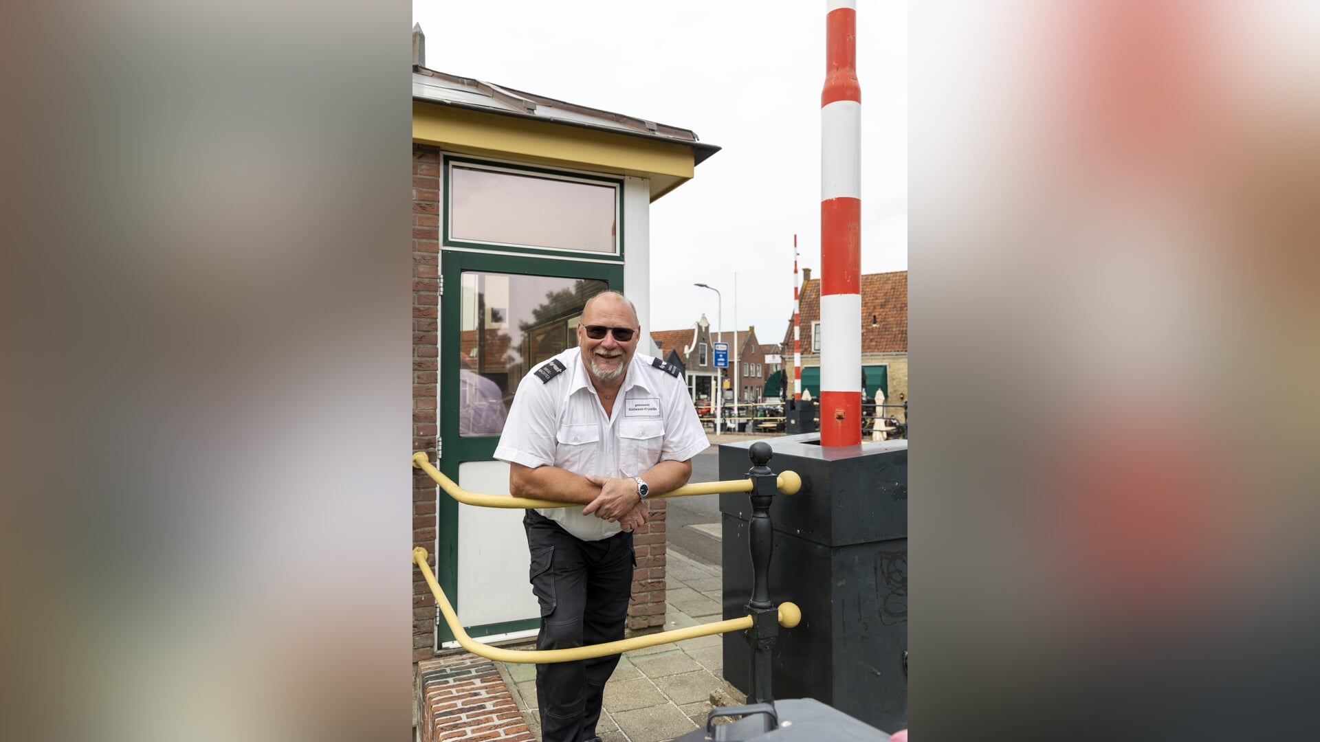 Face to Face met brugwachter Siebren Pieksma: Bij Siebren krijg je meer dan een geopende brug!
