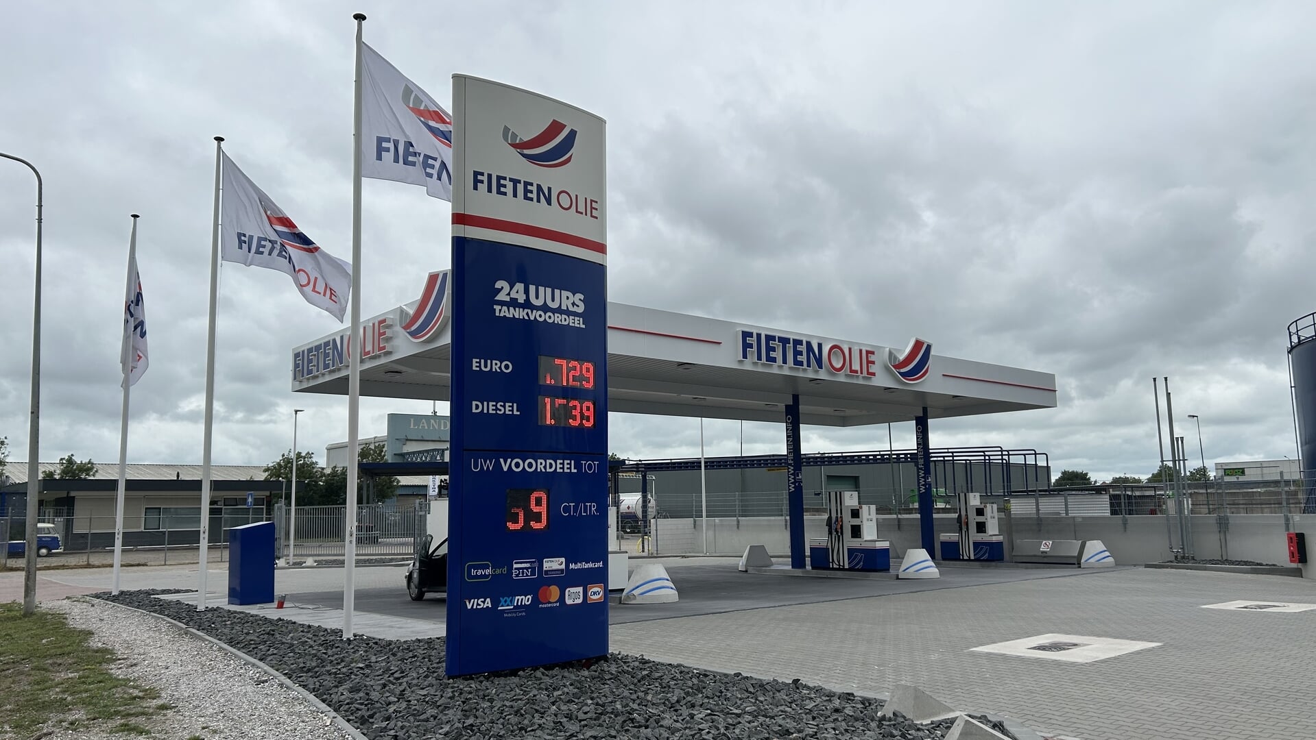Independer: In Sneek tank je relatief goedkoop