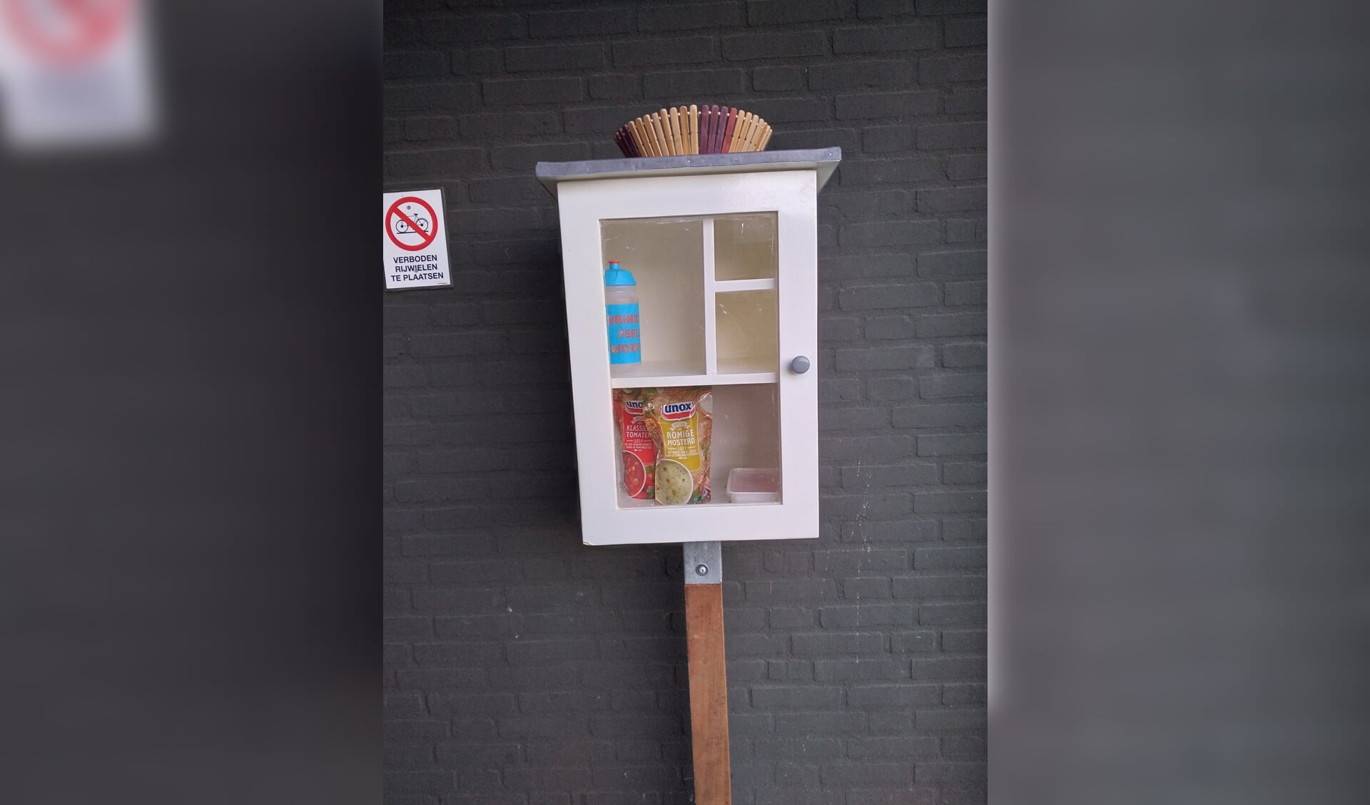 Buurtkastjes in Harderwijk worden al binnen een paar uur leeggehaald: sprake van asociaal gedrag?