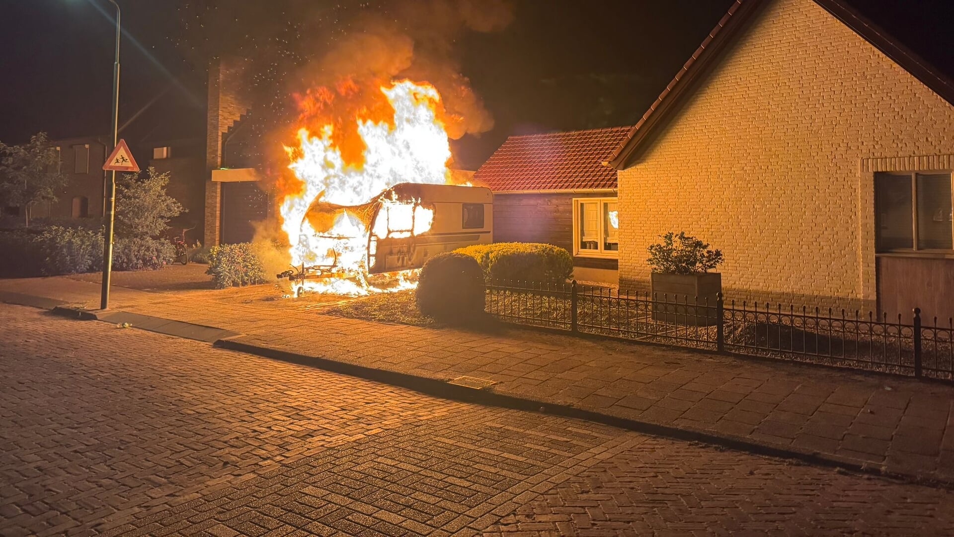 Is er een seriebrandstichter actief in Gemert-Bakel? Dit zijn de typische kenmerken