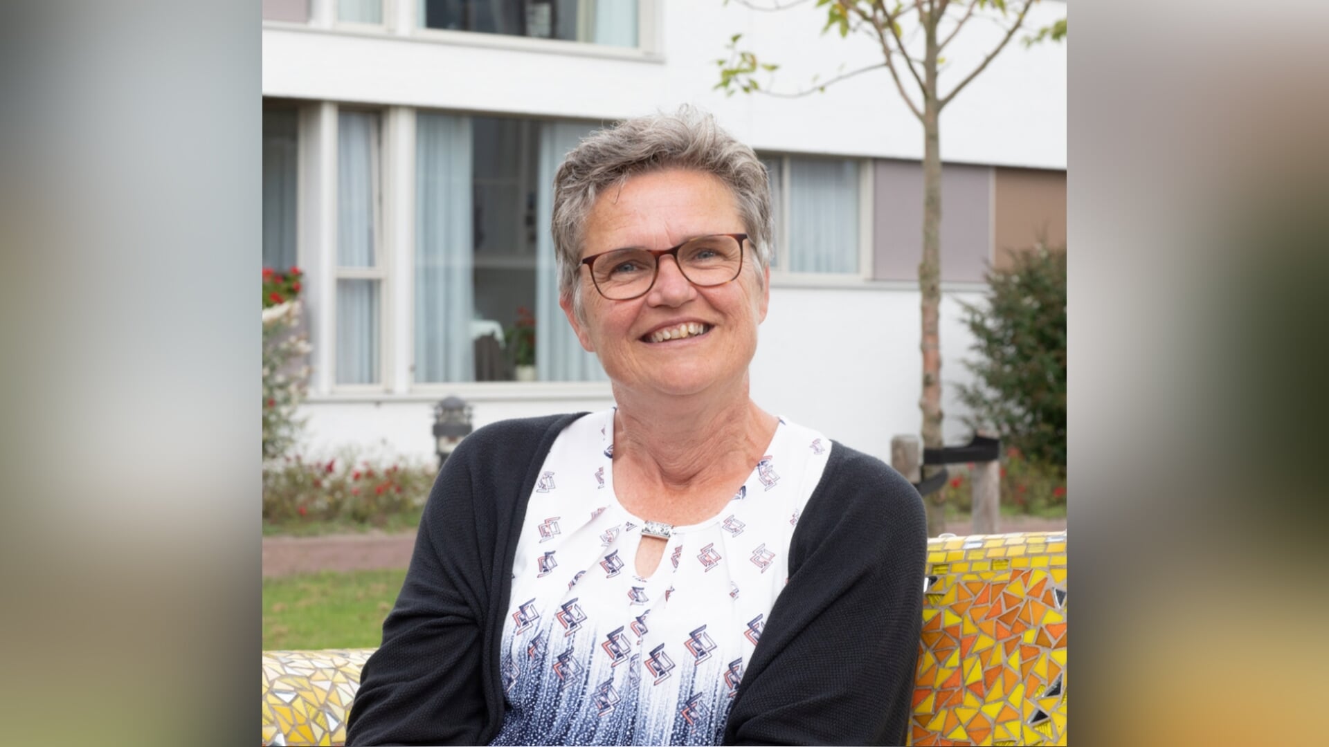Eetpunt in buurtkamer Zonnetij