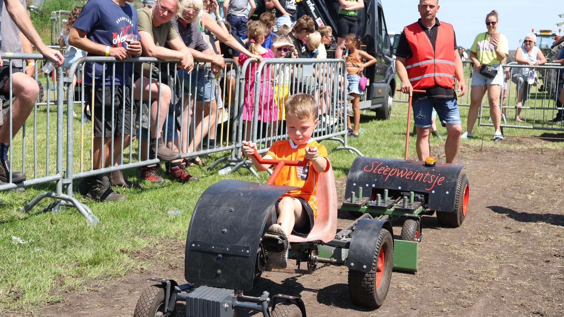 FOTO’S | Vol gas op de trekker én skelter in Bantega