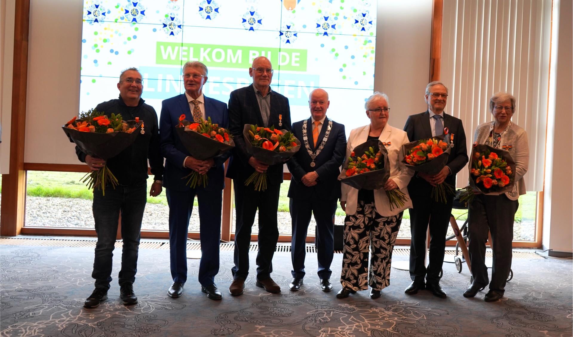 Zes inwoners koninklijk onderscheiden bij lintjesregen in gemeente ...