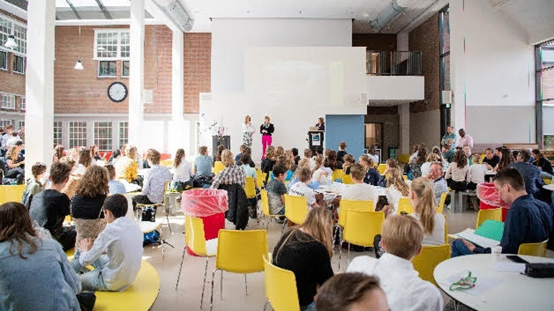 Baarnsch Lyceum host NK Debatteren onderbouw - BaarnscheCourant.nl ...
