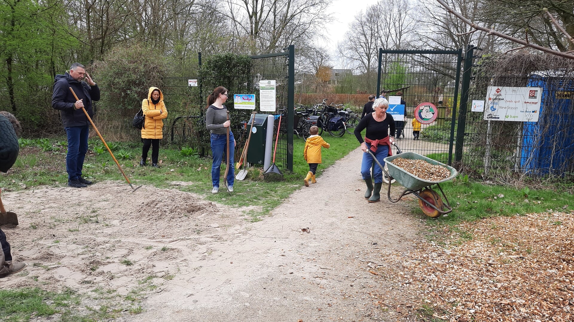 Natuurwerkdag in de Natuurspeeltuin