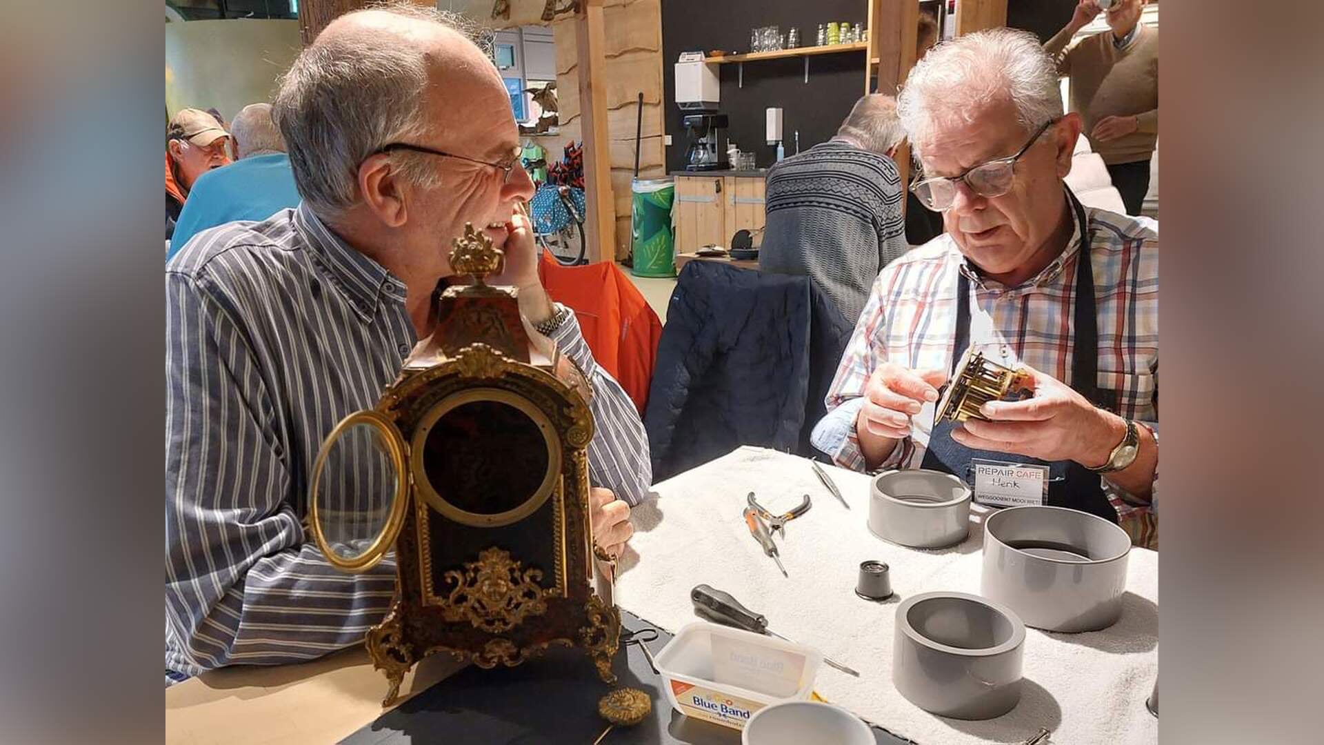 Het Repaircafé gaat open