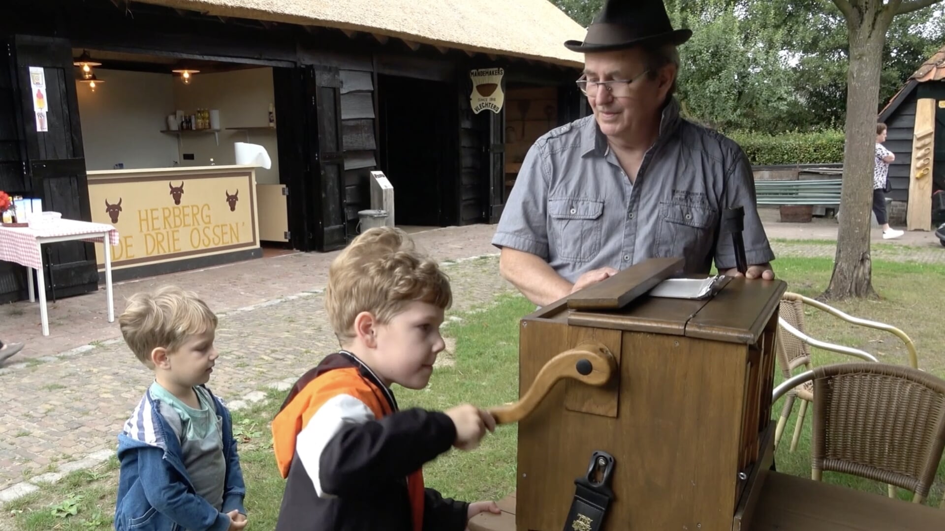 Draaiorgels brengen nostalgie tot leven in Gemert