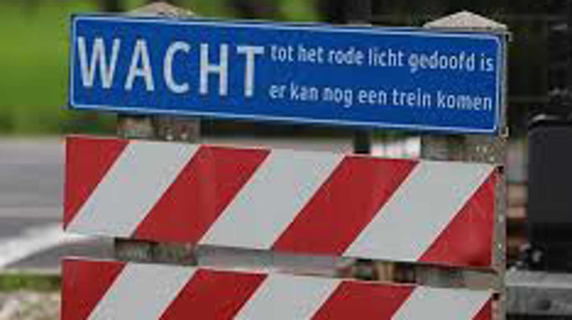Advies voor afsluiting spoor Den Dolder en extra weg door landgoed