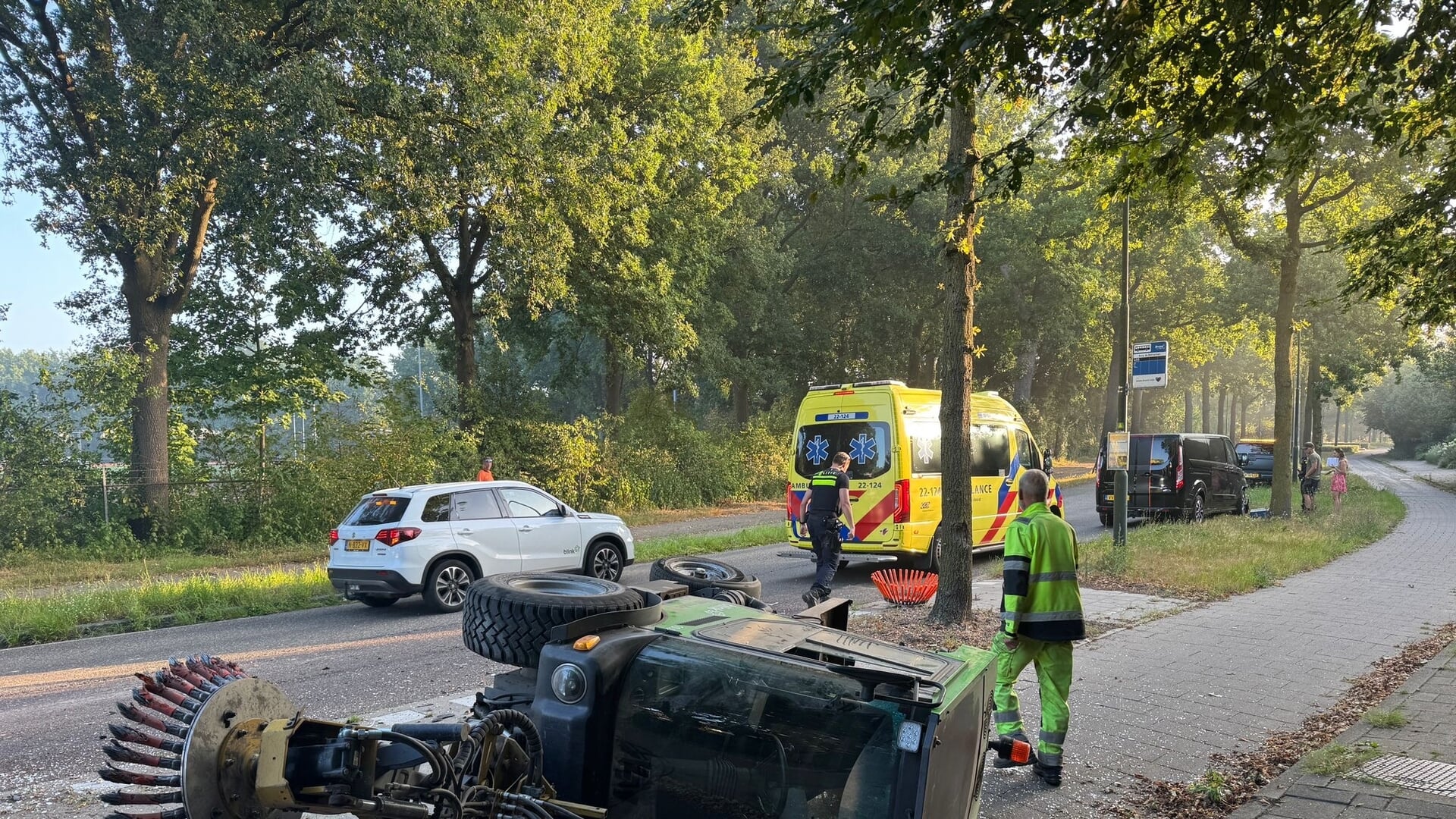 Bestuurder maaimachine gewond in Gemert