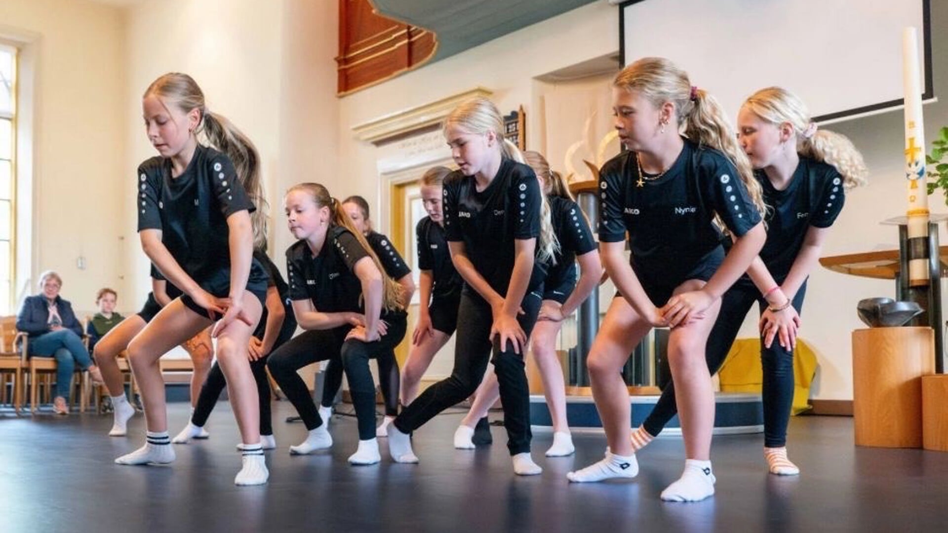 Veel jeugdactiviteiten in Woudsend tijdens Monumentenweekend en UITFestival