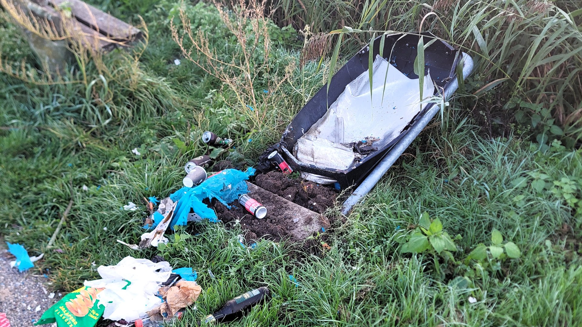 Vuurwerkvandalen slaan toe in Bunschoten