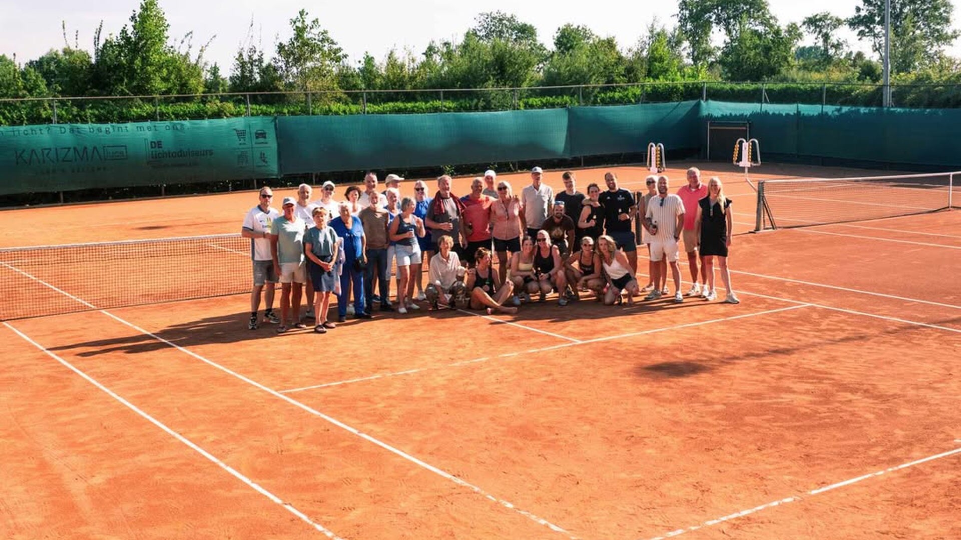Tennisvereniging TC Oppenhuizen neemt afscheid van de oude banen