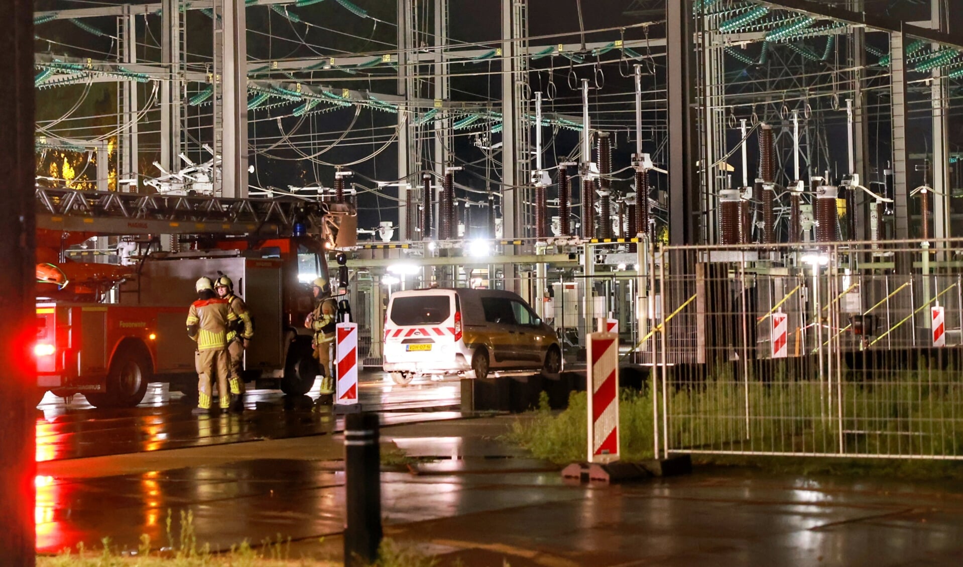 Drukke Nacht Voor Hulpdiensten Door Stroomstoring En Brand In ...