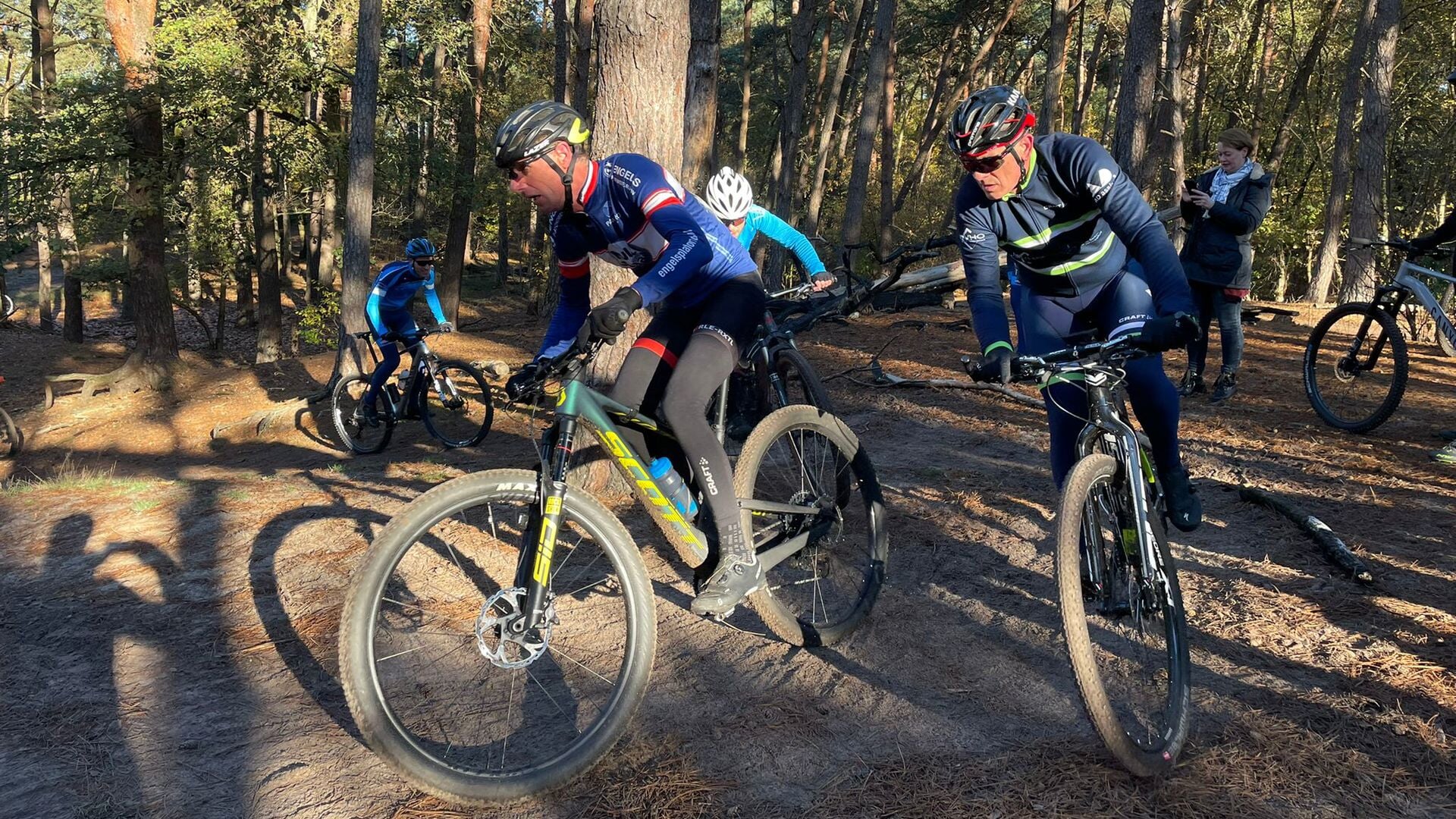 Start cross competitie T.S.C. aan de Wielen