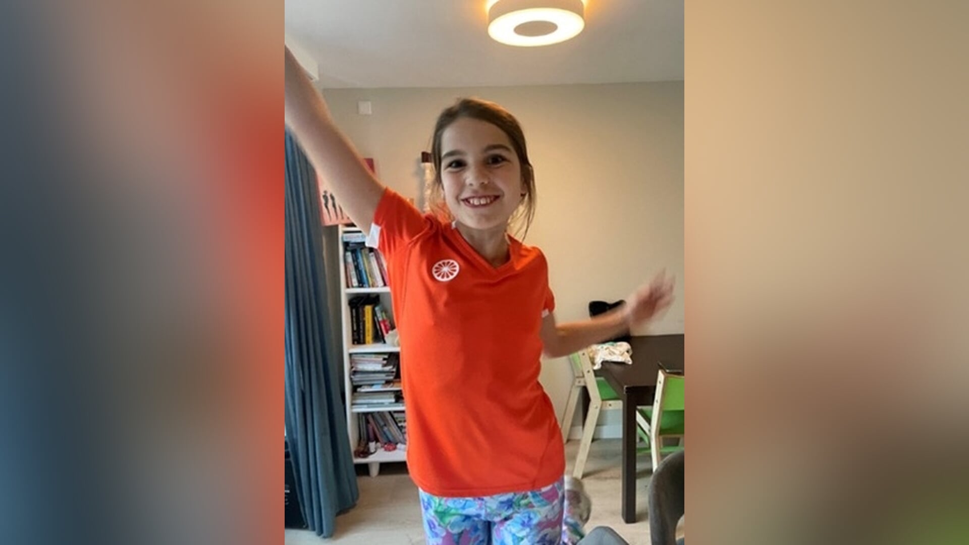 Julia is dol op carnaval