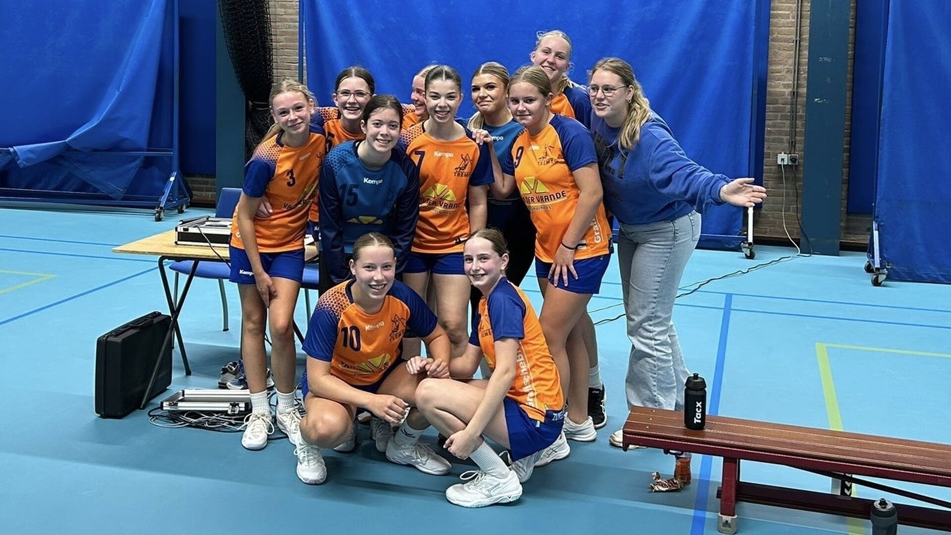 Dames C1 Tremeg houdt hoofd koel tegen Someren