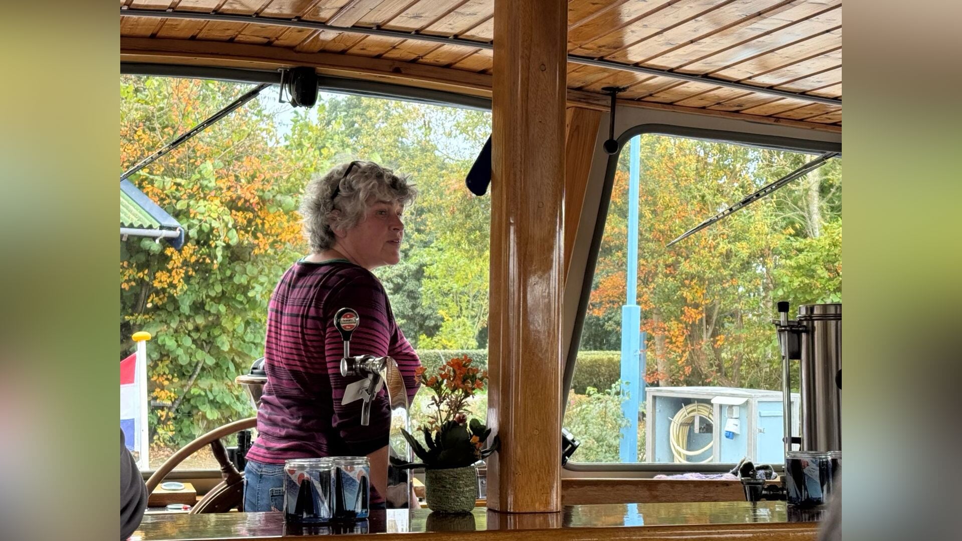 Catamaran Redbad maakt na 56 jaar laatste rondvaart: “Ik heb er geen moeite mee om te stoppen”