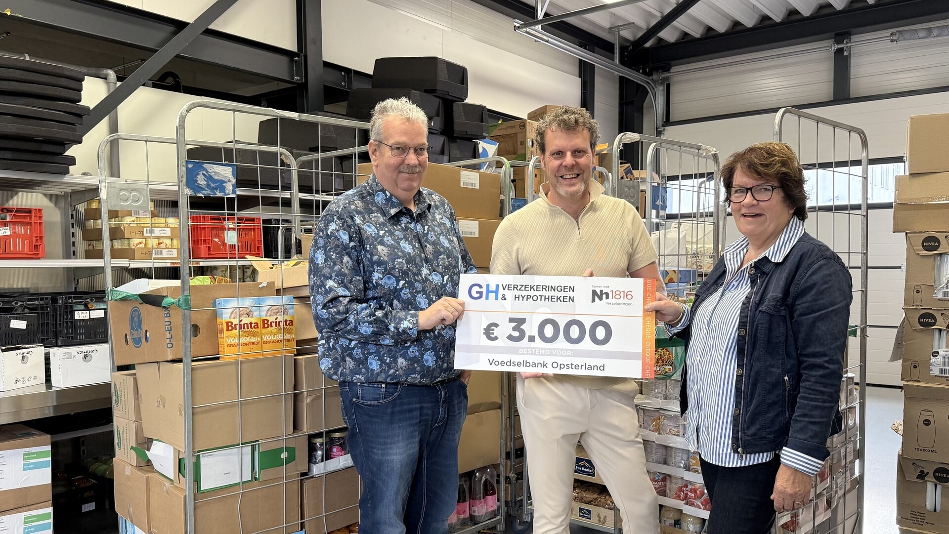GH Verzekeringen & Hypotheken verdubbelt winkelactieopbrengst voor de Voedselbank Opsterland