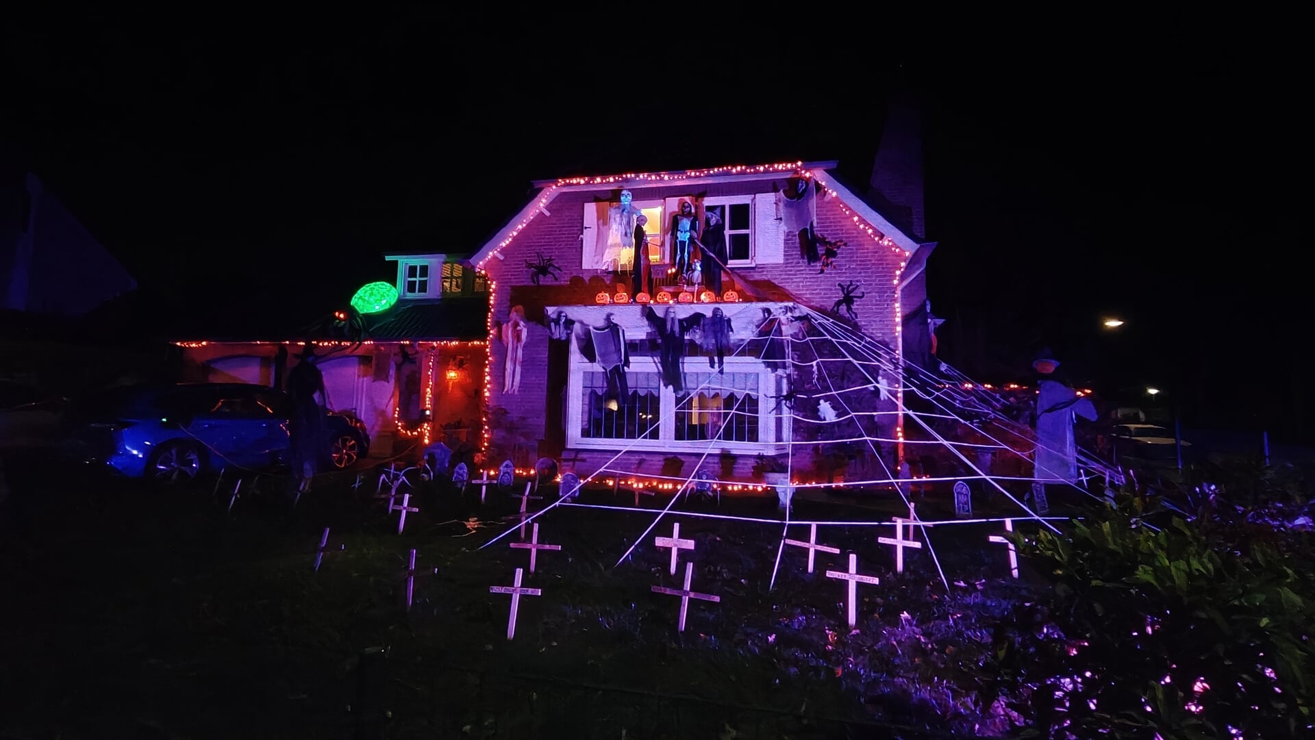 Lindsay en Rosana vieren Halloween: ‘Ik heb inmiddels heel veel attributen’