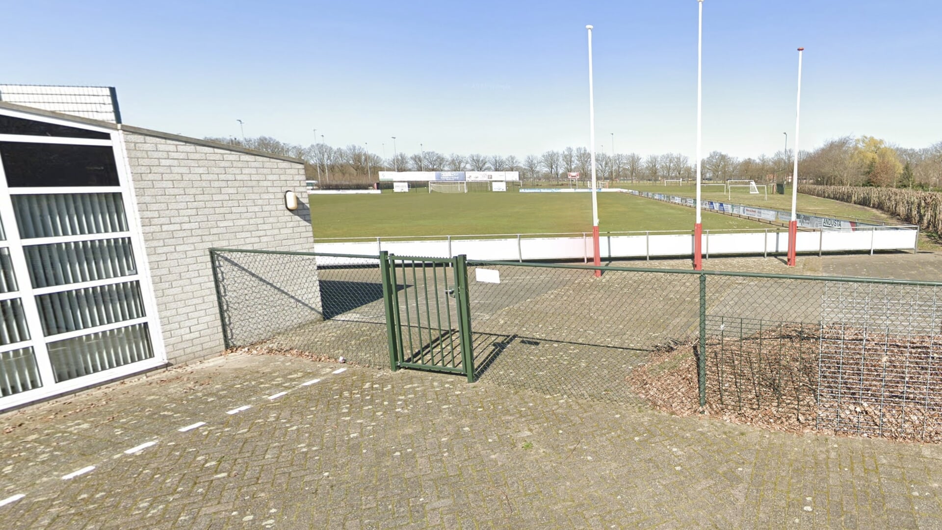 RKSV Venhorst wil accommodatie privatiseren en kunstgrasveld aanleggen: leden van de club en de geme