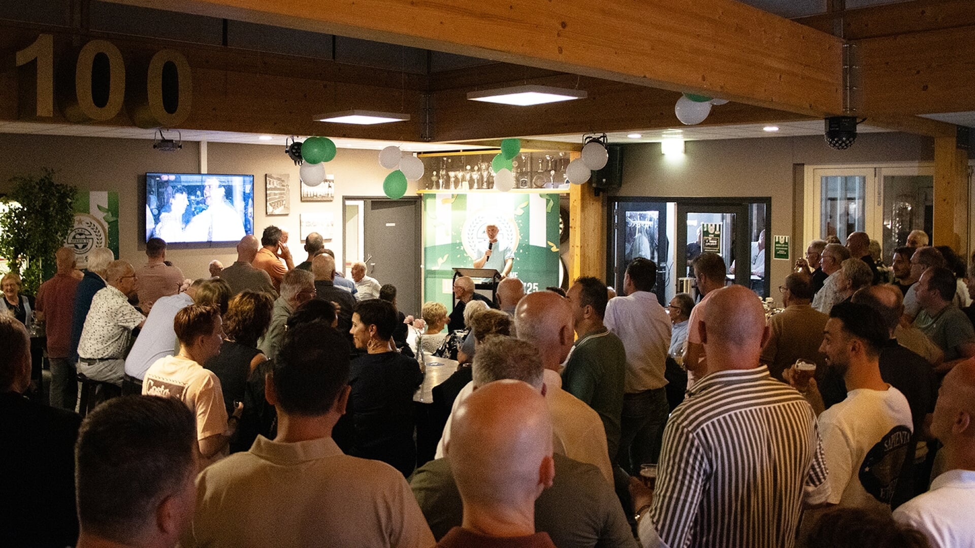 Jubileumdienstenveiling Sparta ’25 en de Teugelders