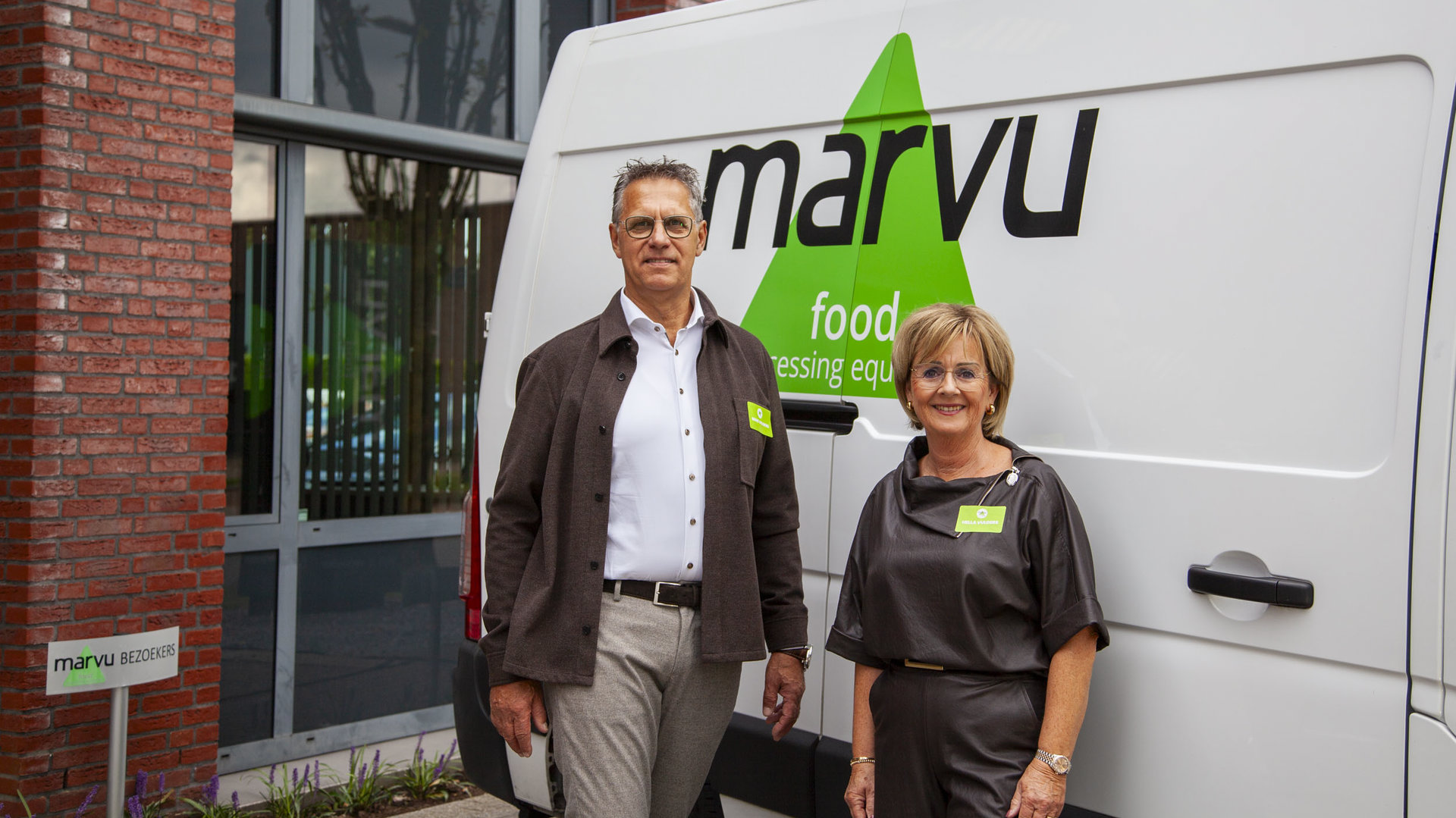 Rode-loper-uit-bij-Marvu-voor-dubbel-feest