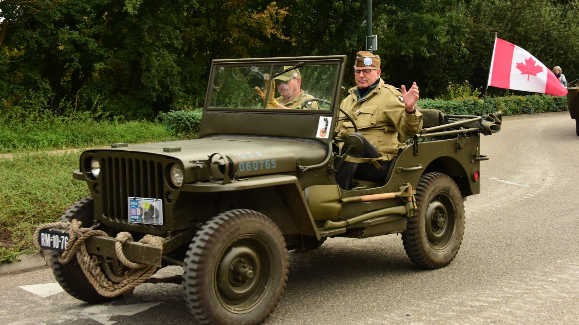 Een-warme-douche-voor-de-Oranjevereniging