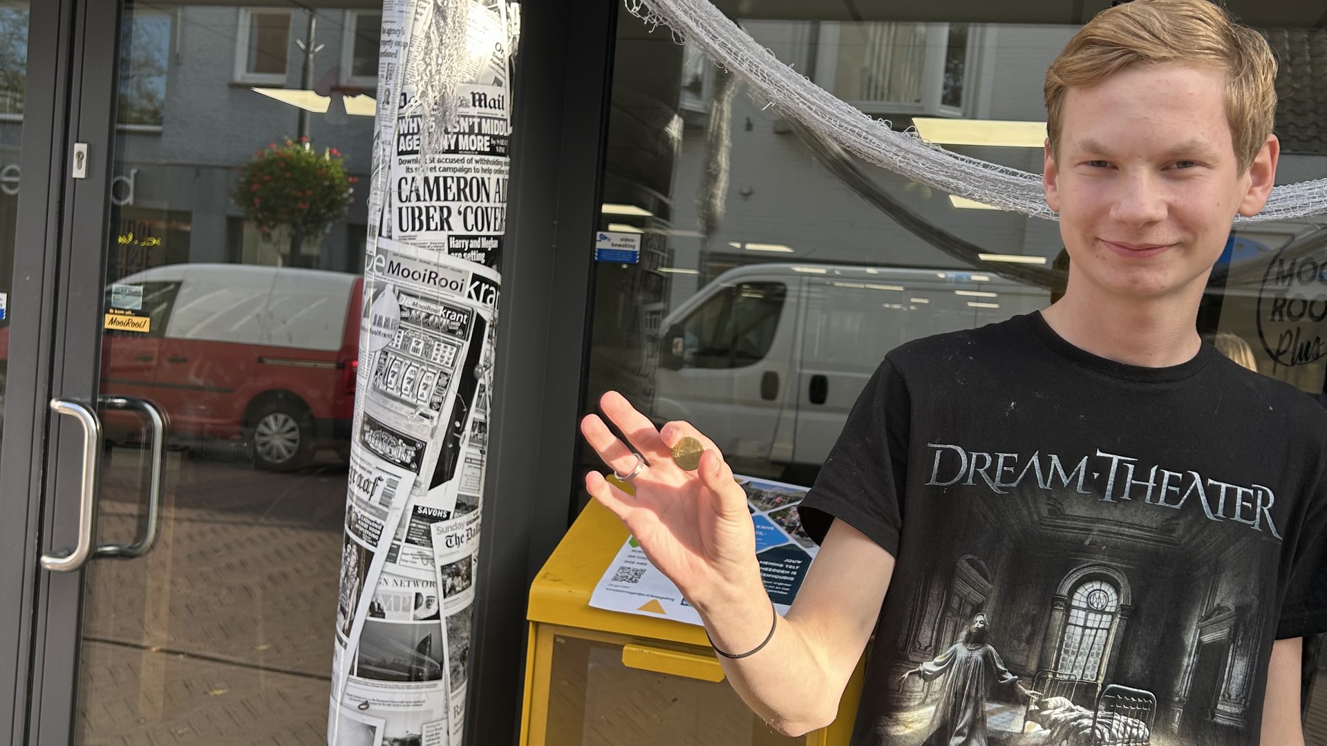 Brian (14) vindt opnieuw een historische munt