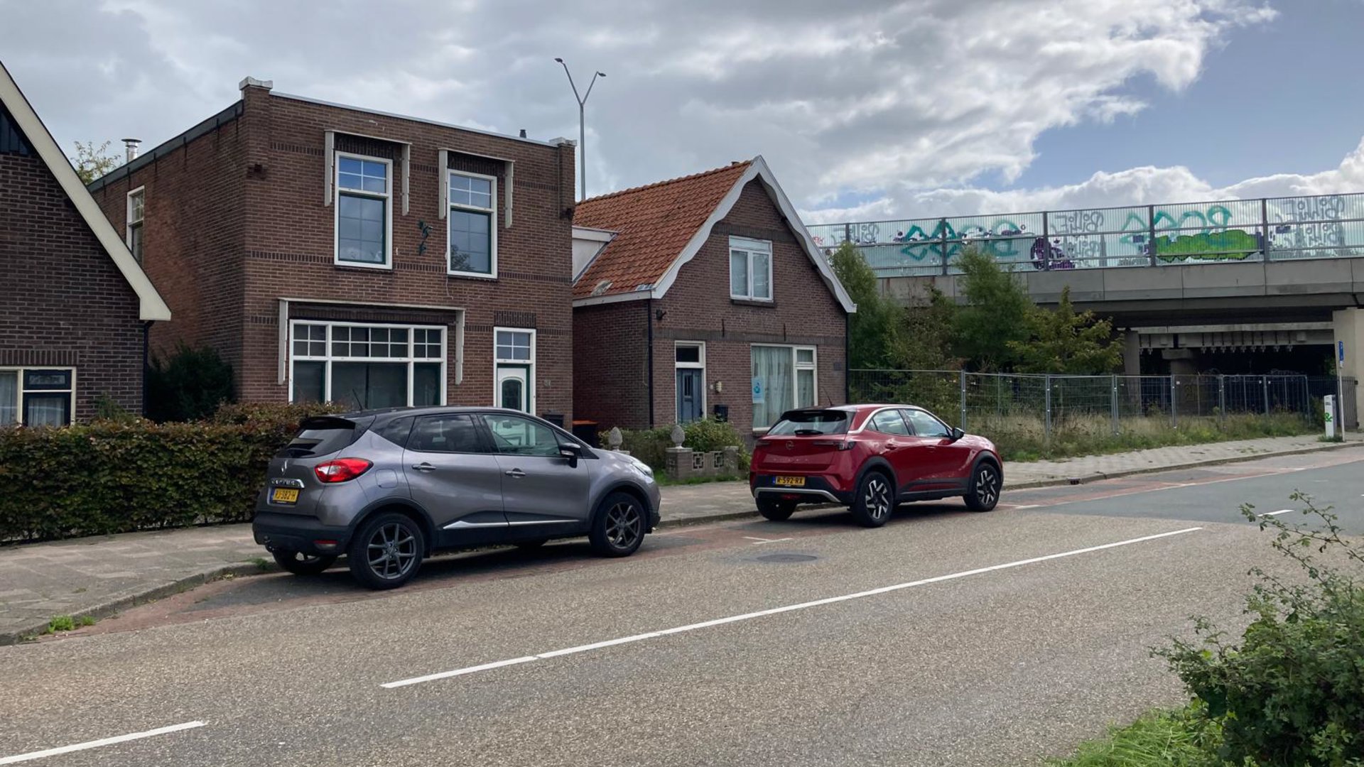 Katwijkse raad kritisch over aankoop woningen vlak bij A44 - Al het ...