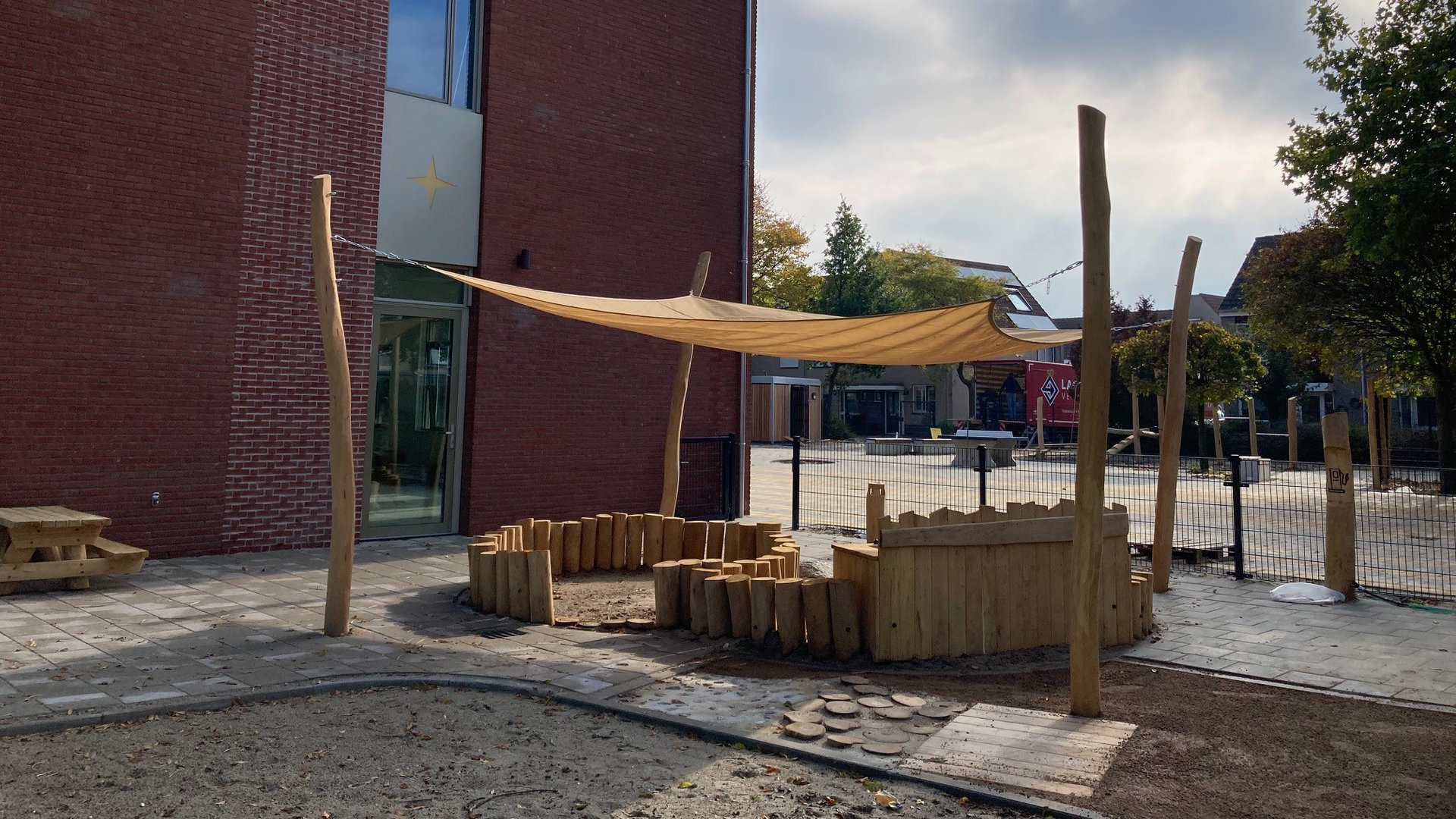 Nieuw schoolgebouw Oranje Nassau vrijdag officieel geopend