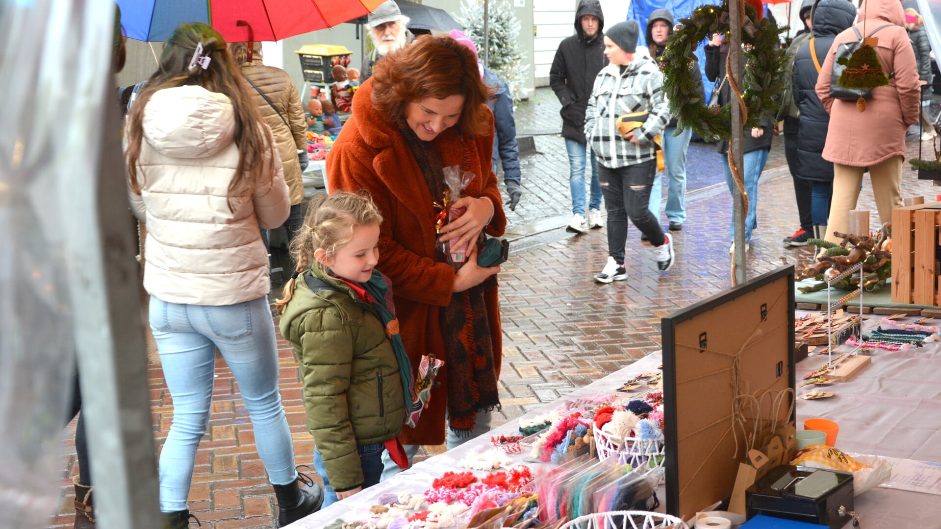 Genieten op de Winterfair bij Kulturhus Wekerom en de kerstmarkt in