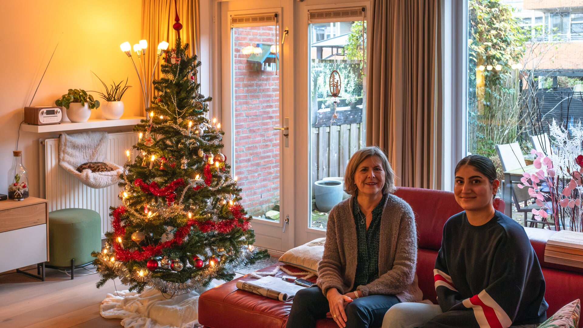 Echtpaar Gina En Rolf Verhuren ‘Kamer Met Aandacht’ Aan Heva (19 ...