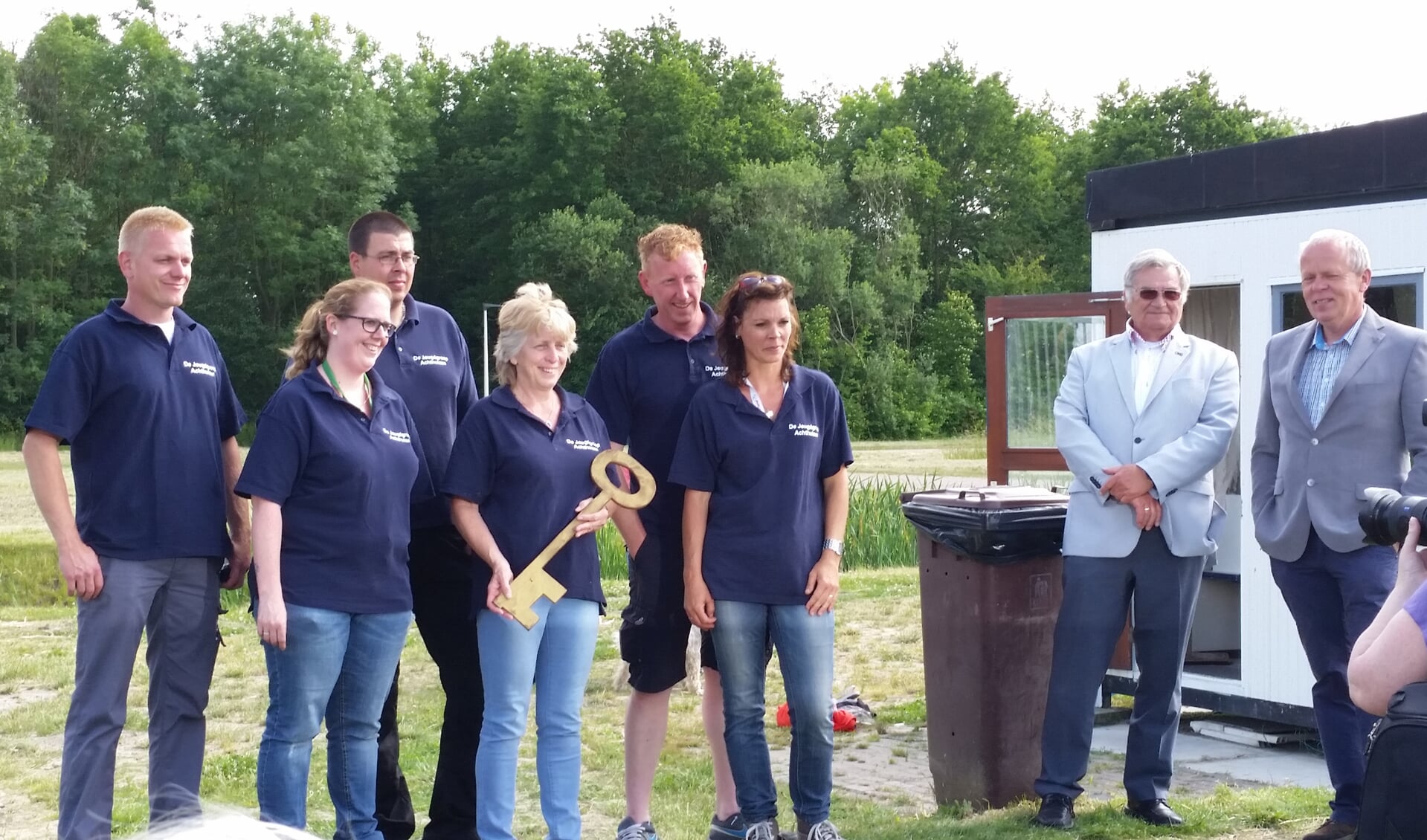 Skate- en ijsbaan Achthuizen officieel geopend