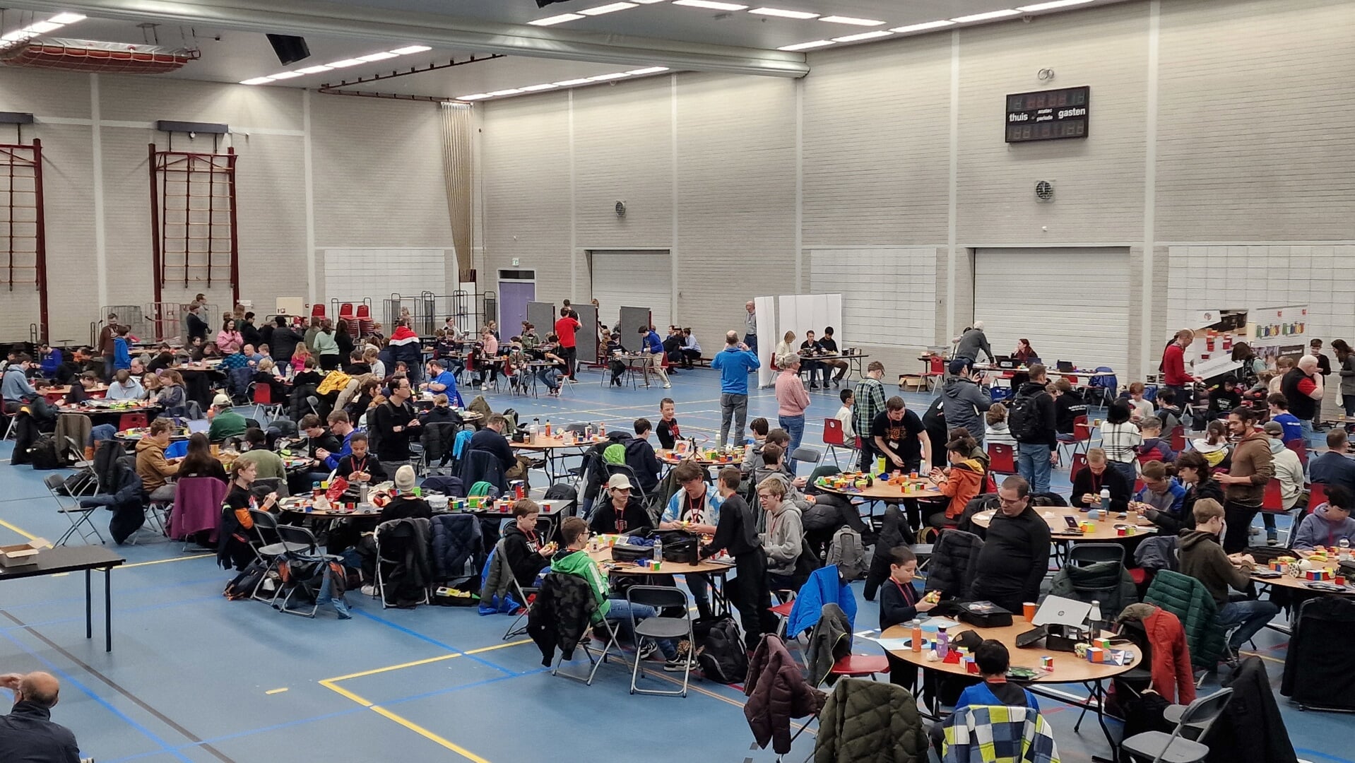 Rubiks Cube evenement in Leersum: ,,Waanzinnig om te zien”