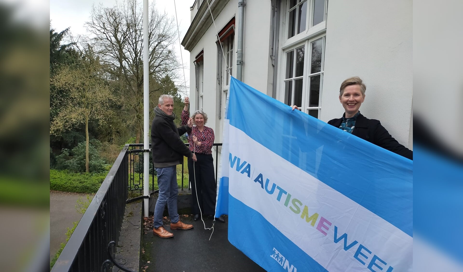 Gemeente De Bilt Hijst De Autismeweek-vlag - Al Het Nieuws Uit De Bilt