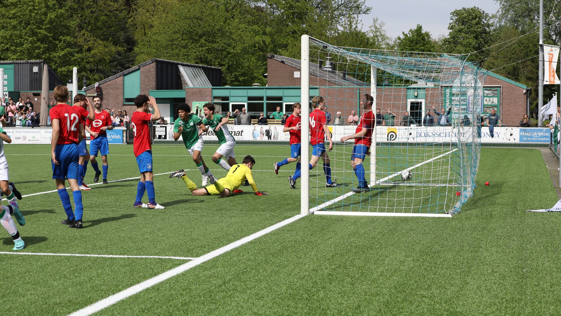 Degradatie een feit voor DOSC: ‘Snel terug naar derde klasse’