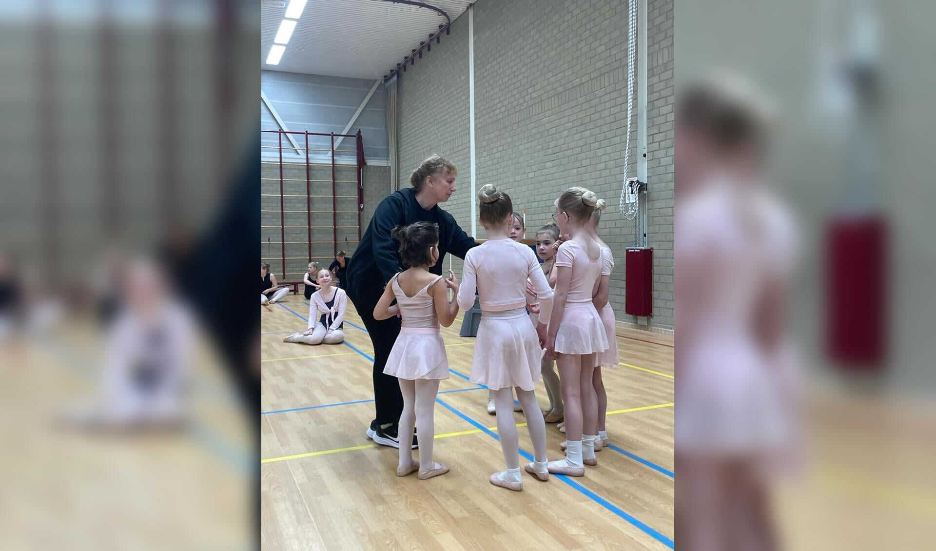 Ballet- en dansschool Dance with Joy viert 30-jarig bestaan met ...