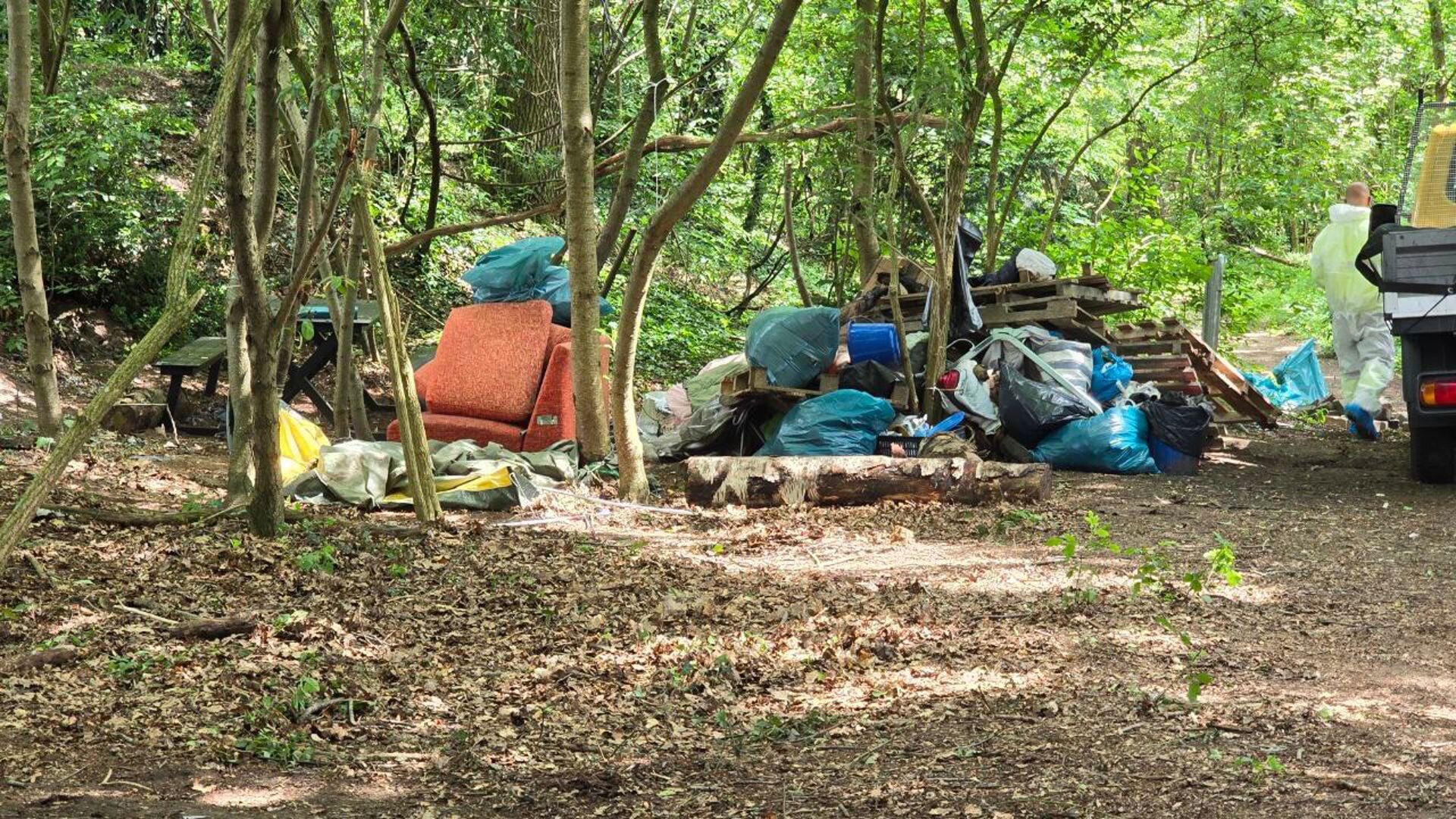 Tentenkamp Voor Buitenslapers Ede Verwijderd: Ontruiming Ligt Raad Rauw ...