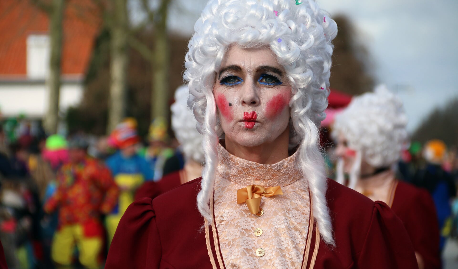Frizzz Party in Kwadendamme in het teken van carnaval