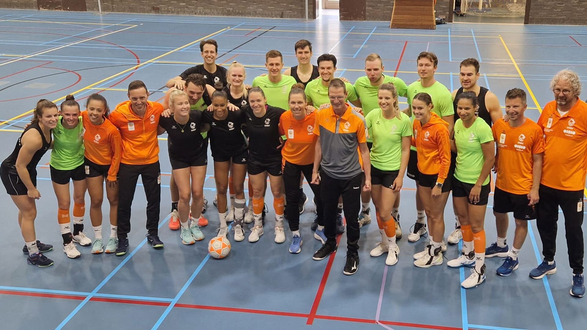 Korfbal-droomdag voor Koen van Manen van Merwede/Multiplaat - Het ...