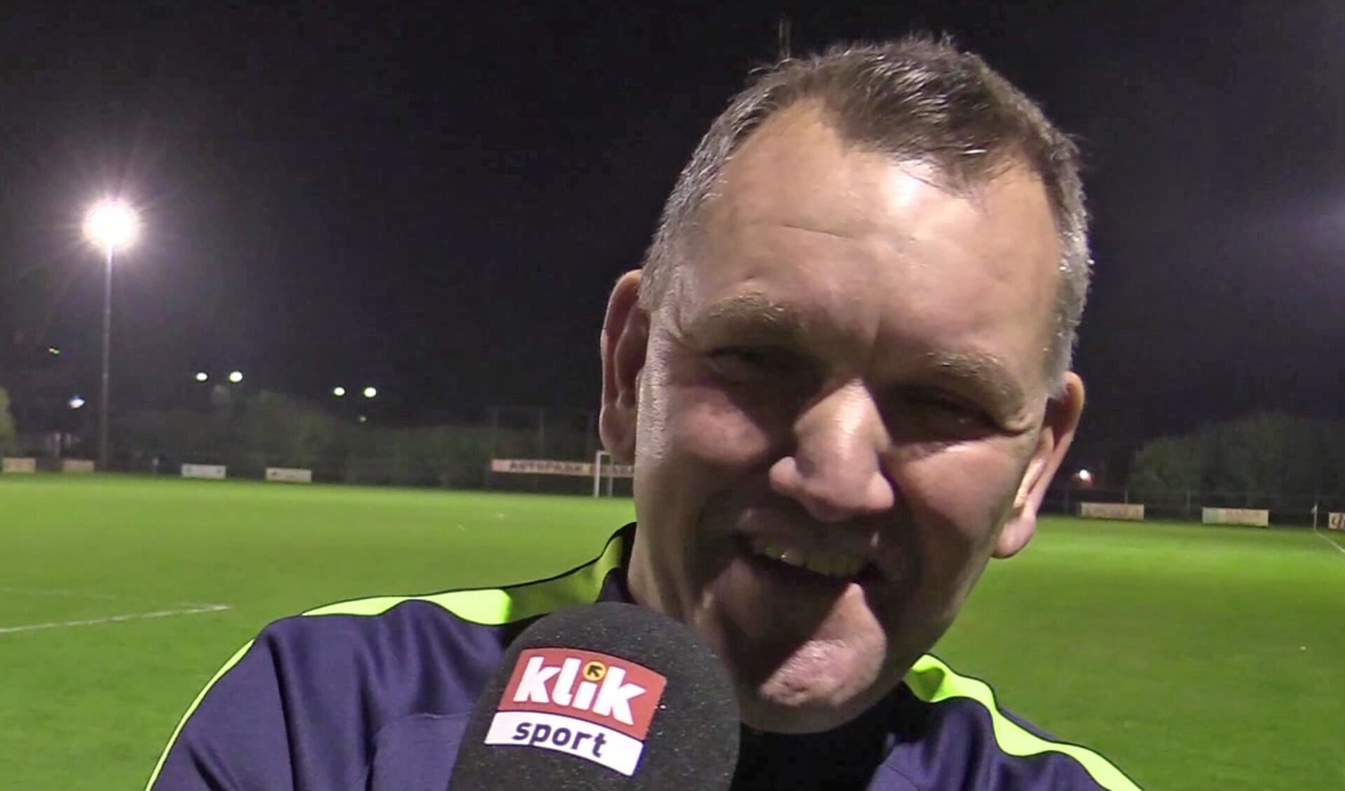 3D: Top ontmoet elkaar tijdens FC Schadewijk – Helmondia; Gaby Kuijpers: 'blijft-ie wel blijft-ie ni